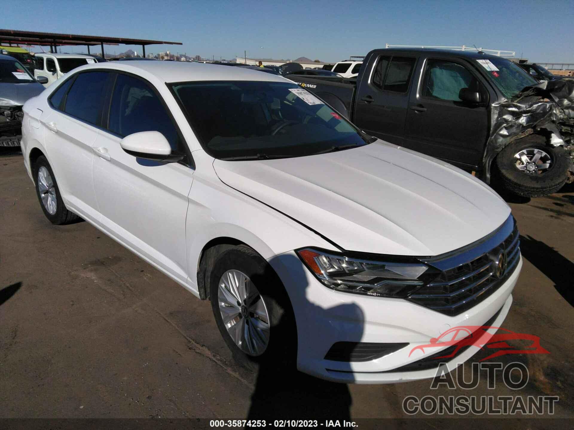 VOLKSWAGEN JETTA 2019 - 3VWC57BU1KM249847