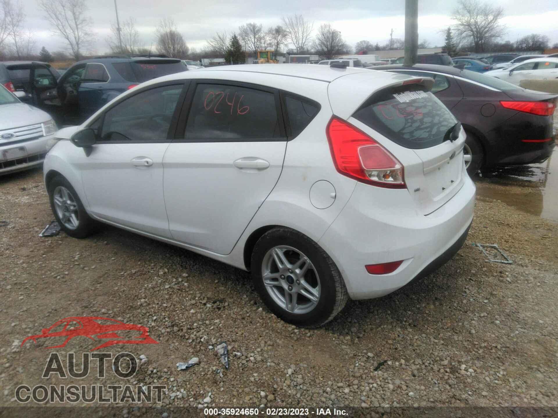 FORD FIESTA 2017 - 3FADP4EJ9HM150533