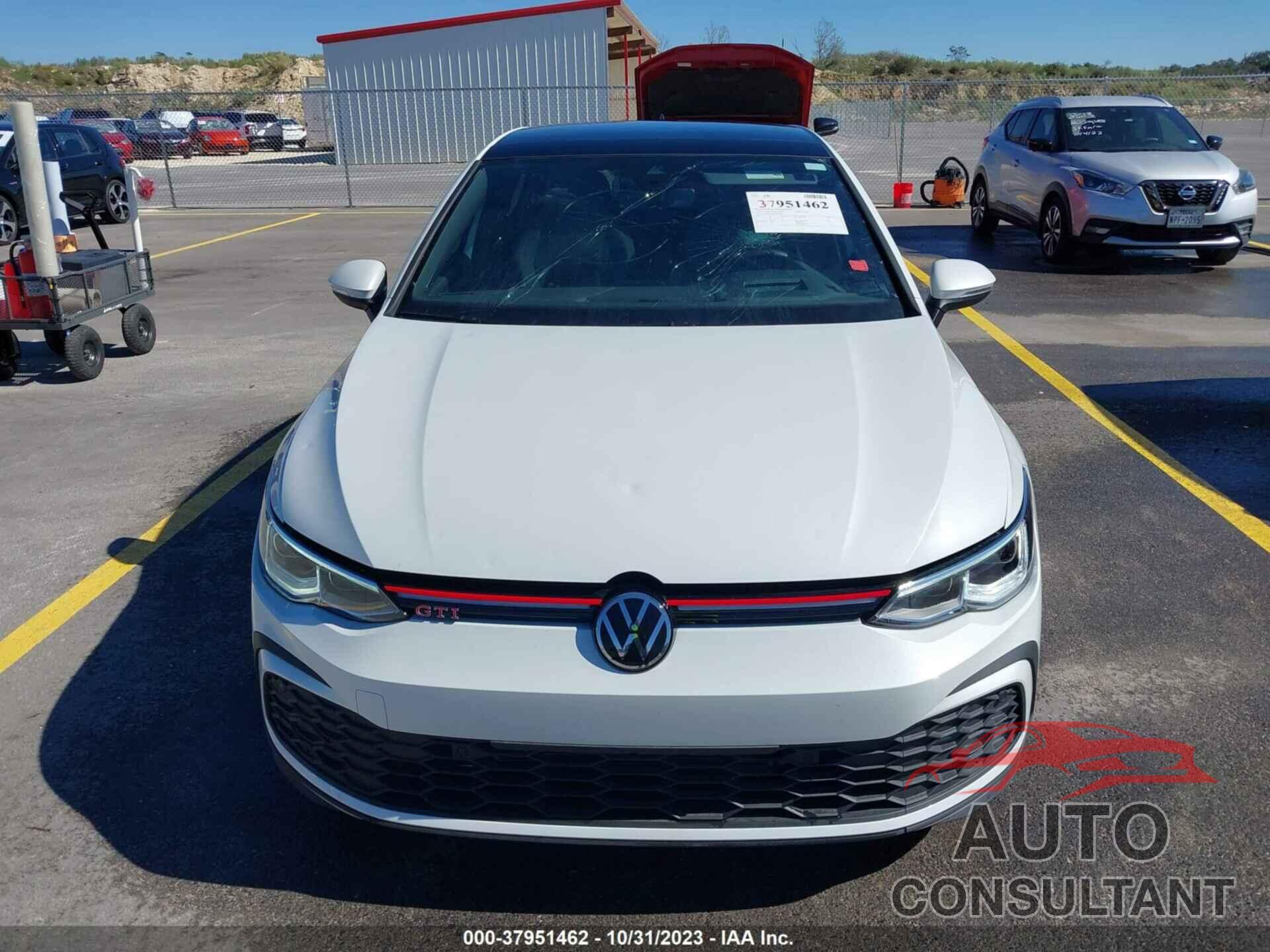 VOLKSWAGEN GOLF GTI 2022 - WVW587CD8NW139058