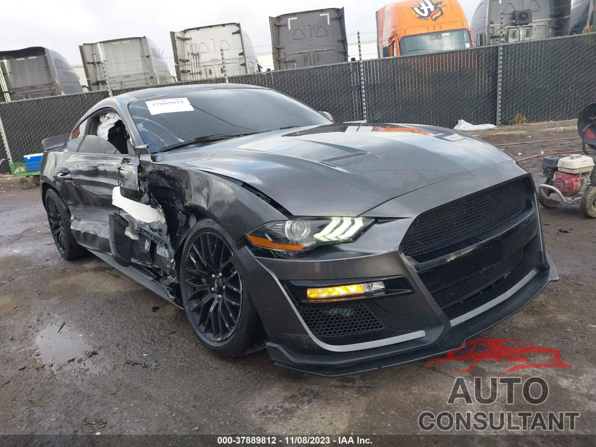 FORD MUSTANG 2018 - 1FA6P8CF4J5123184