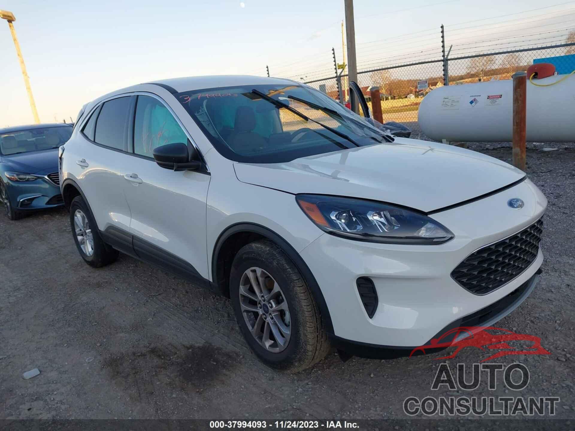 FORD ESCAPE 2022 - 1FMCU9G64NUC04781