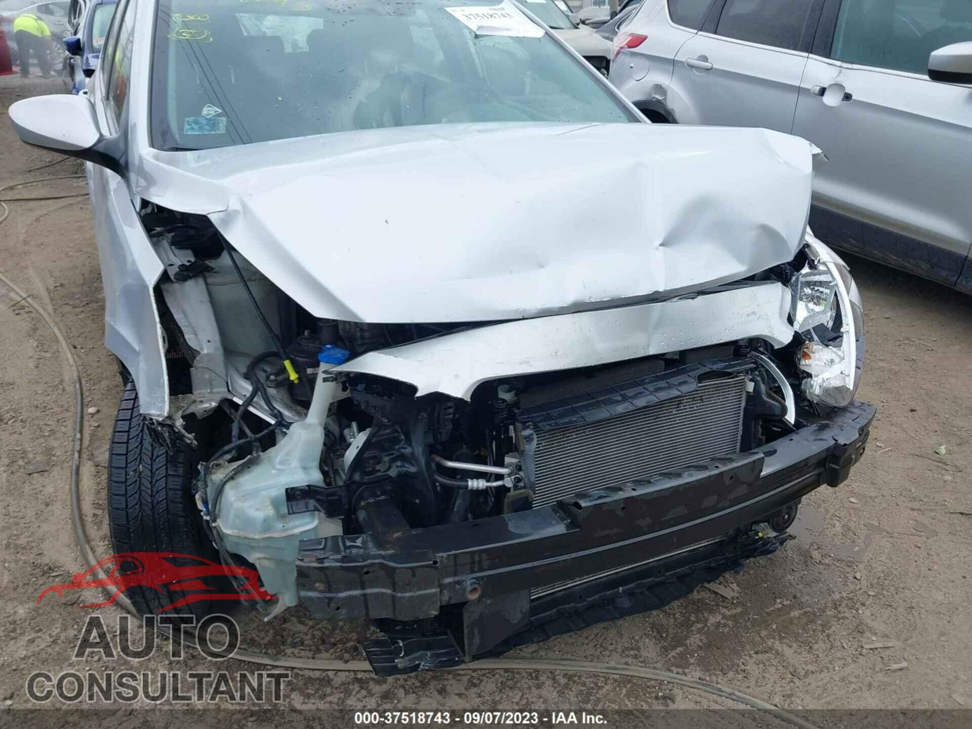 HYUNDAI ACCENT 2017 - KMHCT5AE1HU350765