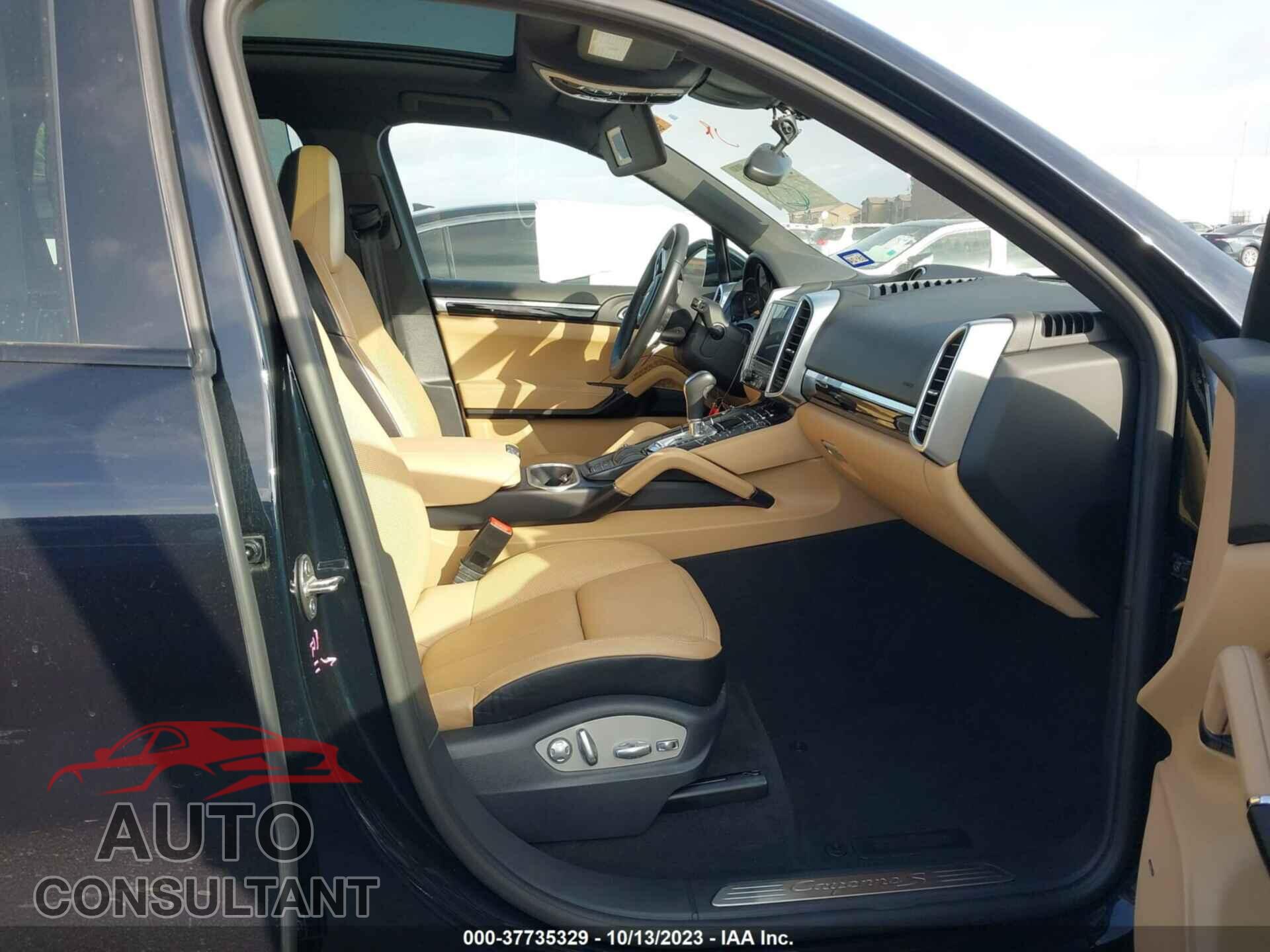 PORSCHE CAYENNE 2017 - WP1AB2A27HLA51773