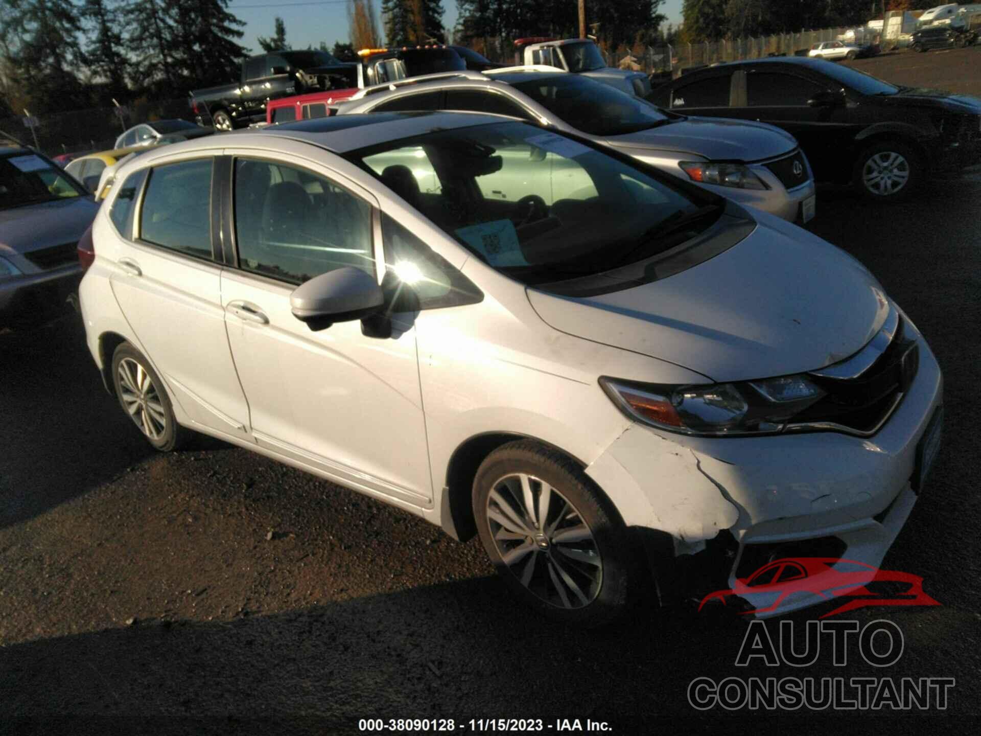 HONDA FIT 2018 - 3HGGK5G82JM711961