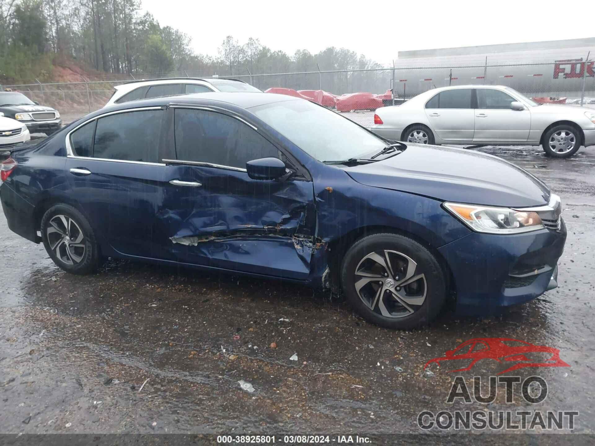 HONDA ACCORD 2017 - 1HGCR2F38HA293220