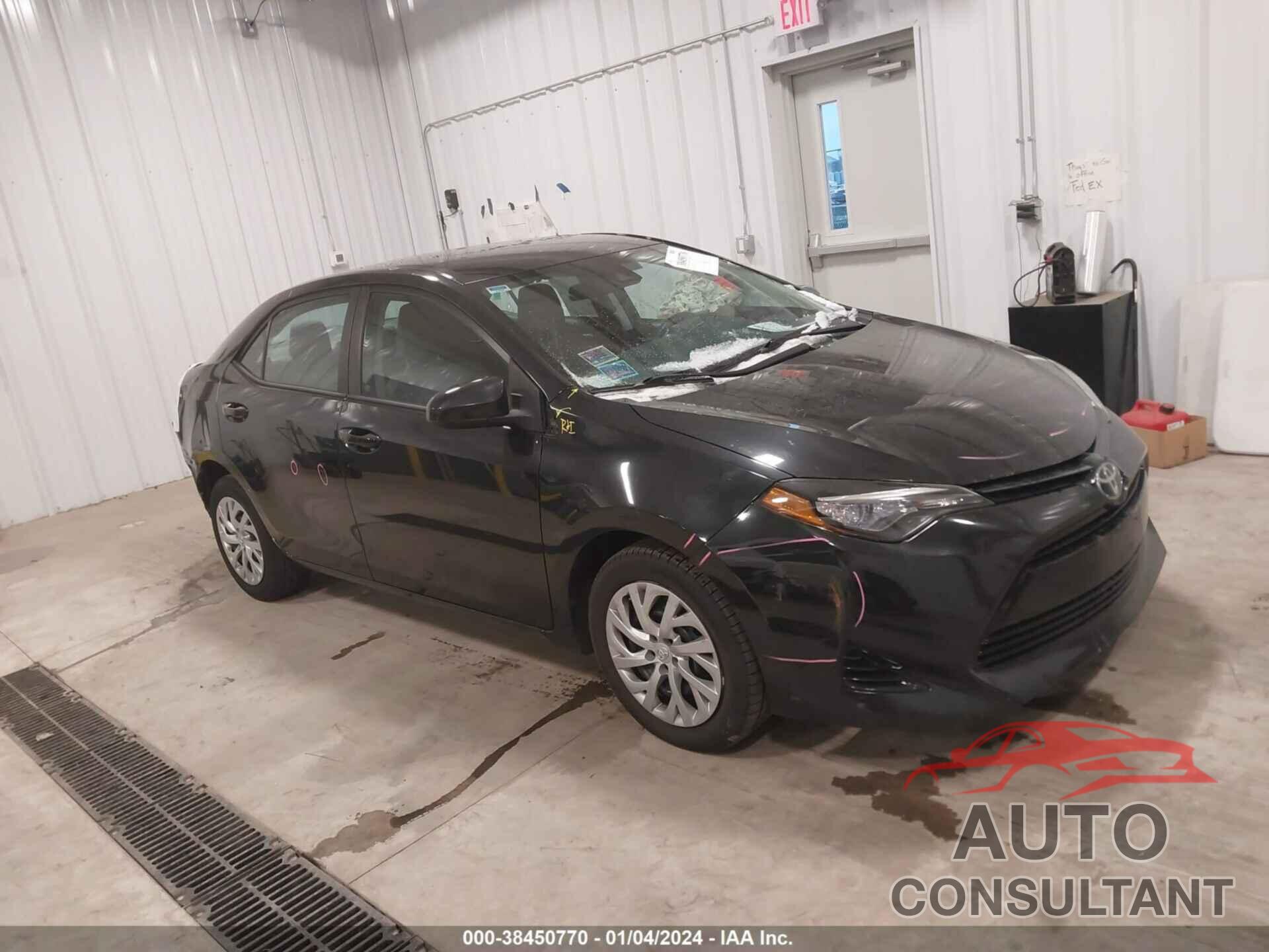 TOYOTA COROLLA 2017 - 5YFBURHEXHP570347