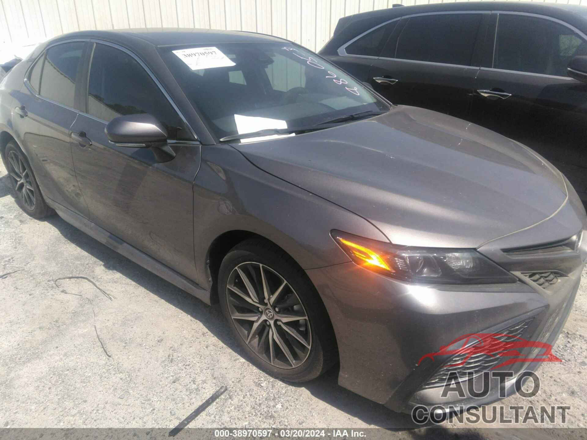 TOYOTA CAMRY 2024 - 4T1G11AK6RU886053