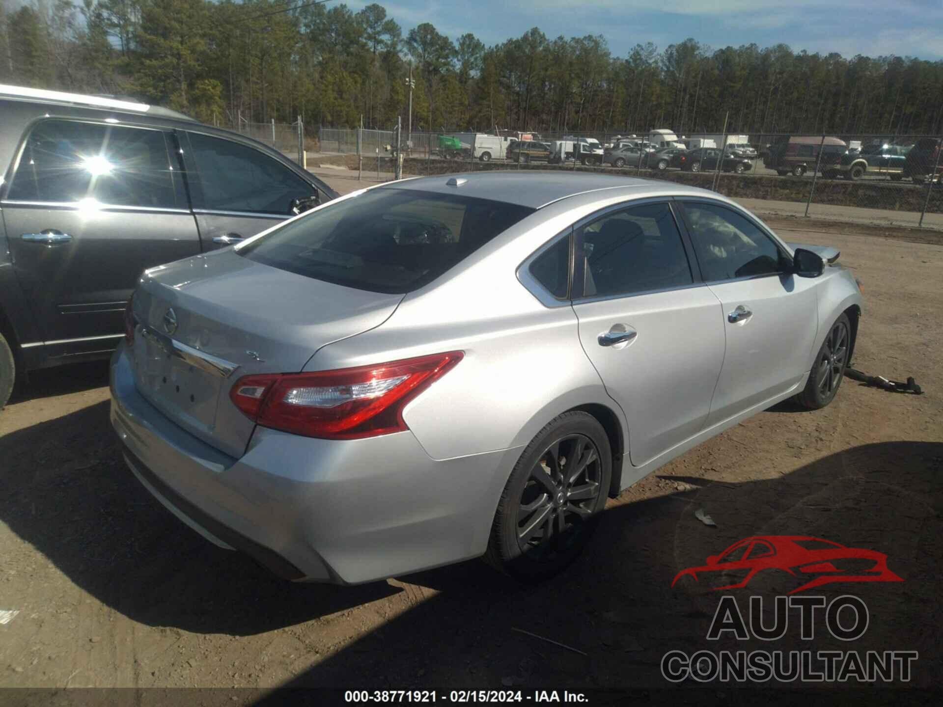 NISSAN ALTIMA 2017 - 1N4AL3AP8HC196715