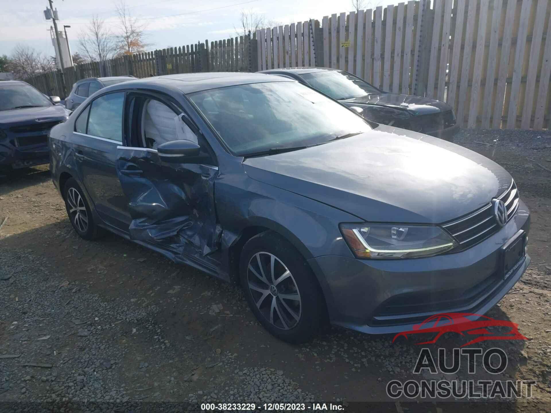 VOLKSWAGEN JETTA 2017 - 3VWDB7AJXHM218626