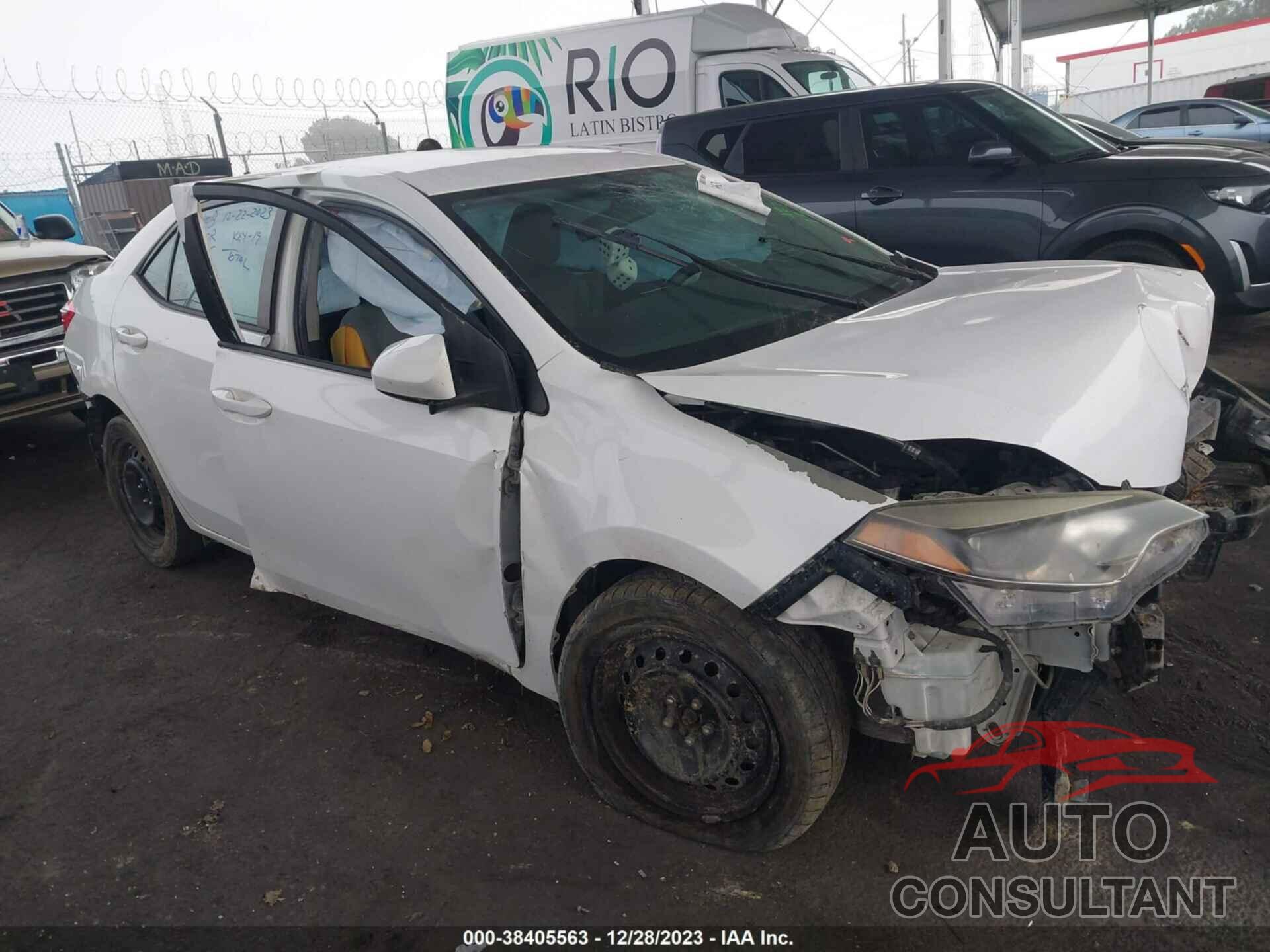 TOYOTA COROLLA 2015 - 5YFBURHE2FP238979