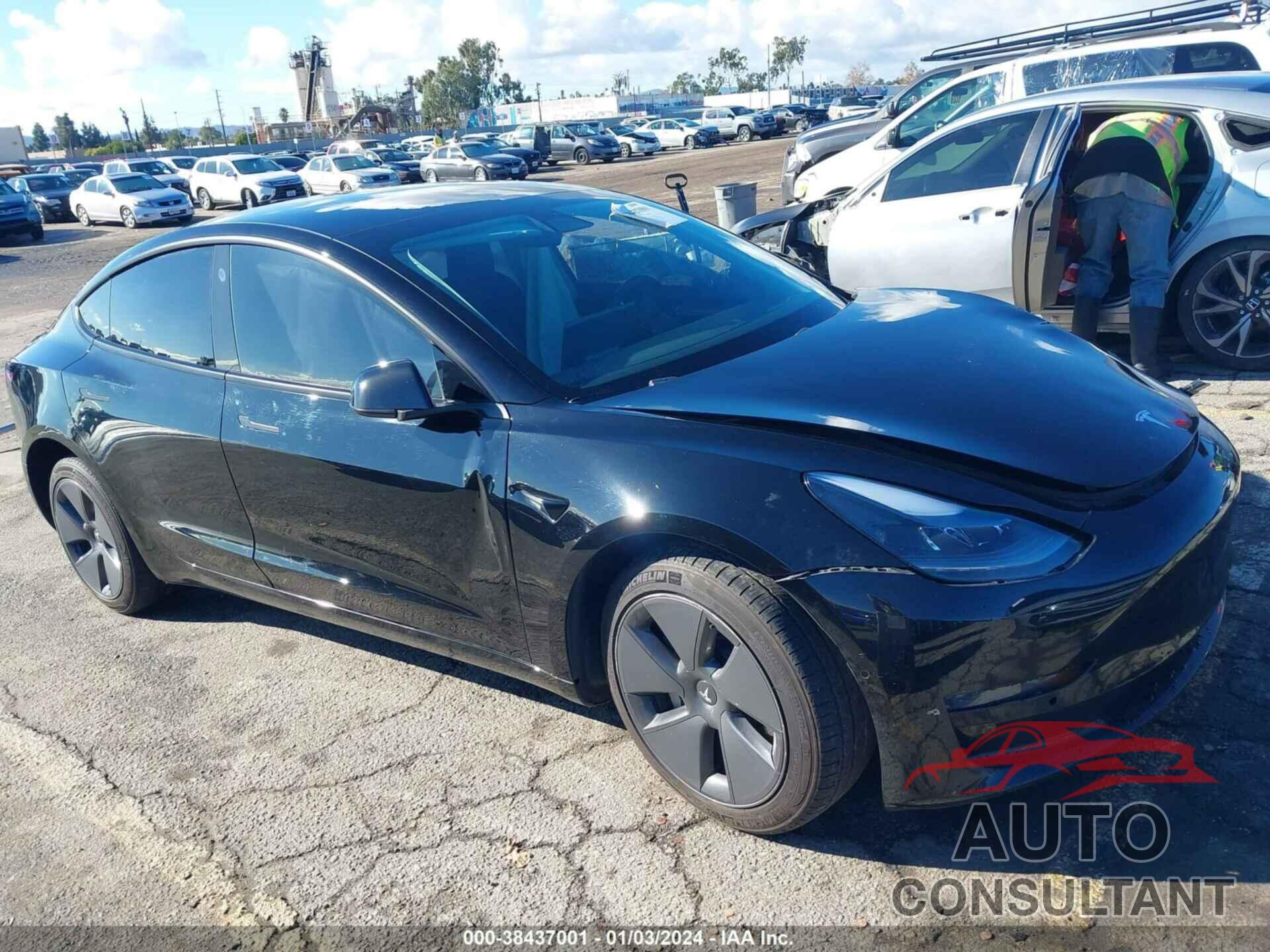 TESLA MODEL 3 2021 - 5YJ3E1EA3MF051666