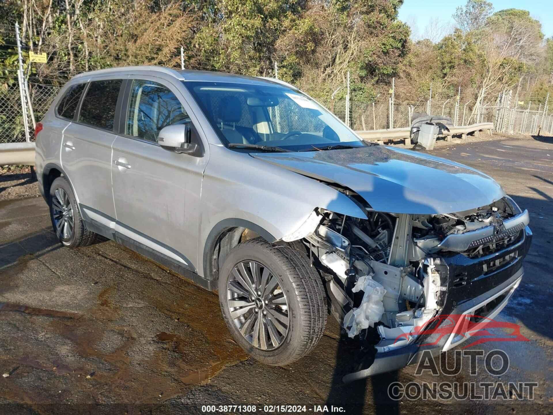 MITSUBISHI OUTLANDER 2019 - JA4AD3A33KZ037393