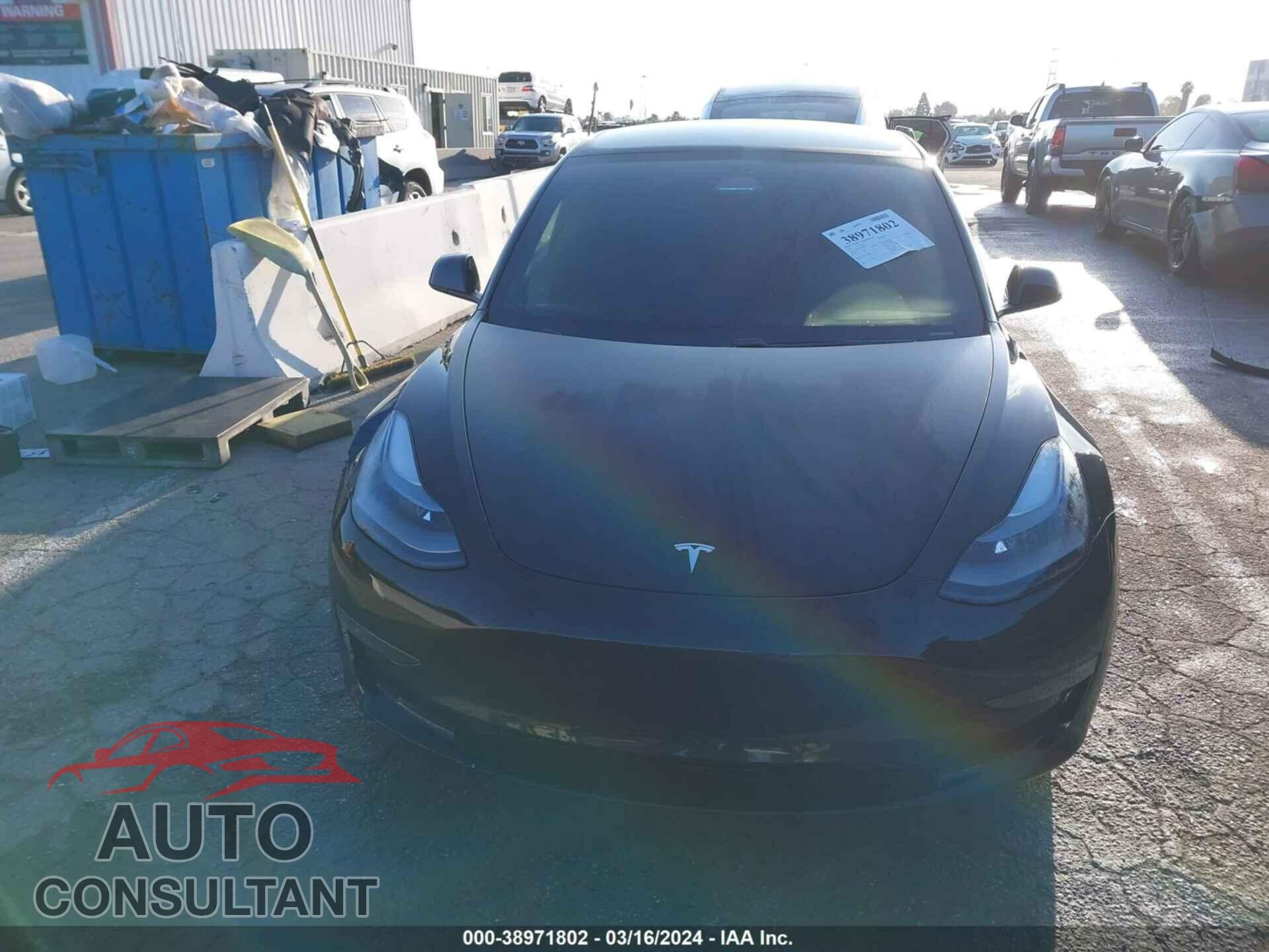 TESLA MODEL 3 2021 - 5YJ3E1EC9MF056131