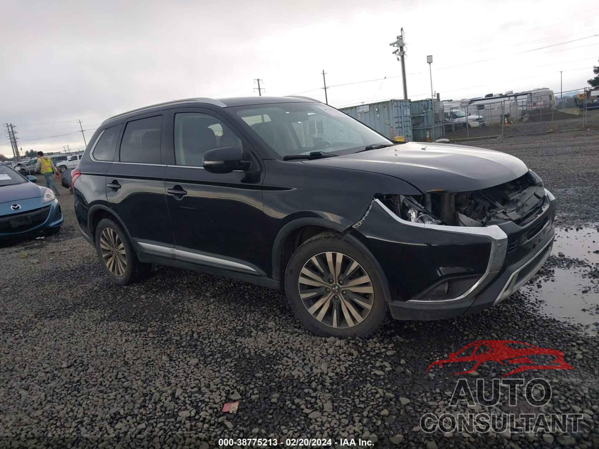 MITSUBISHI OUTLANDER 2019 - JA4AZ3A30KZ042021