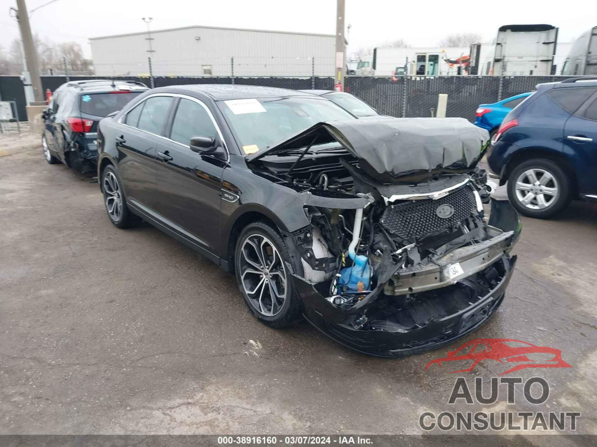 FORD TAURUS 2018 - 1FAHP2KT6JG117226