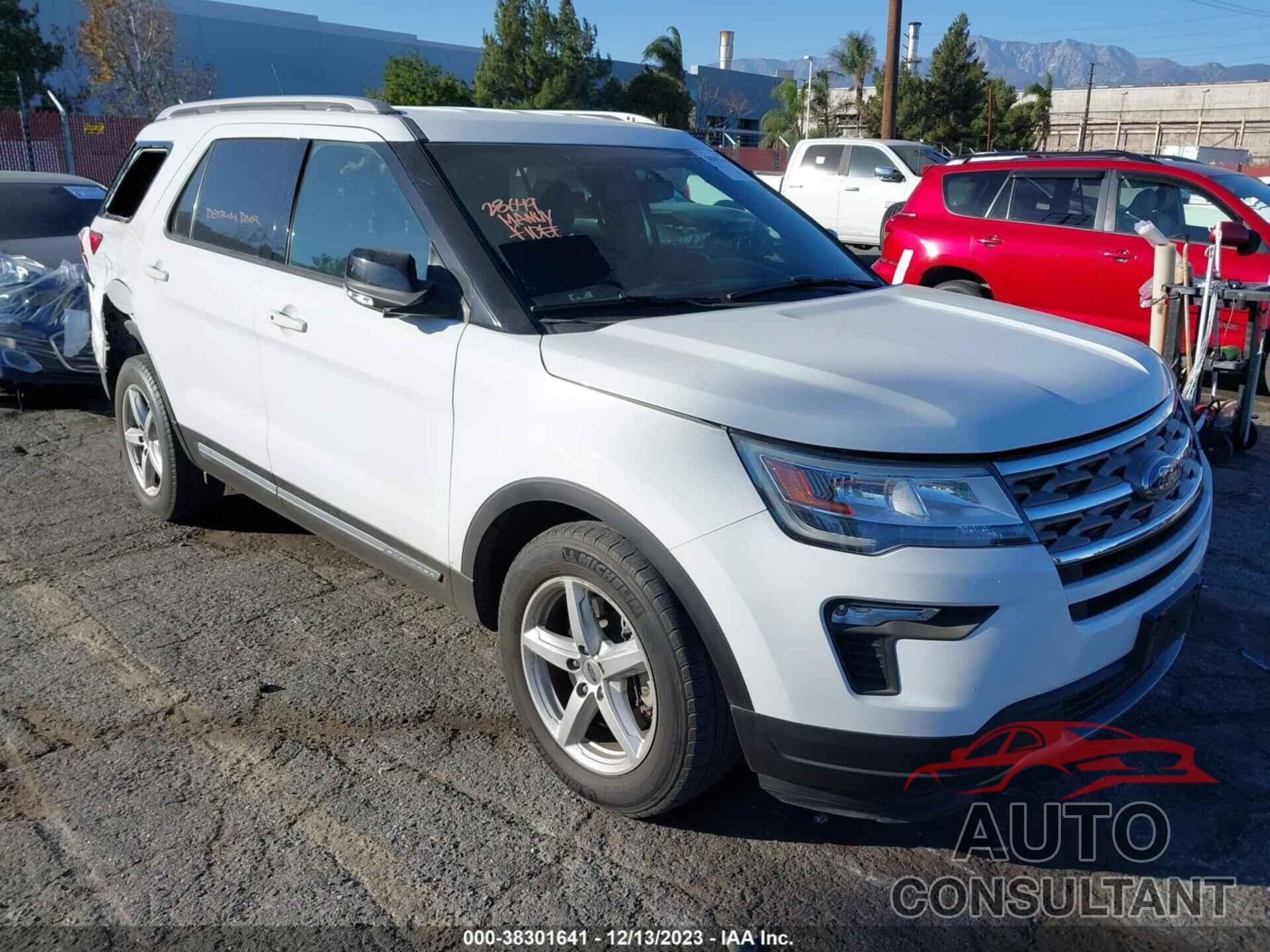 FORD EXPLORER 2018 - 1FM5K7D85JGB65782