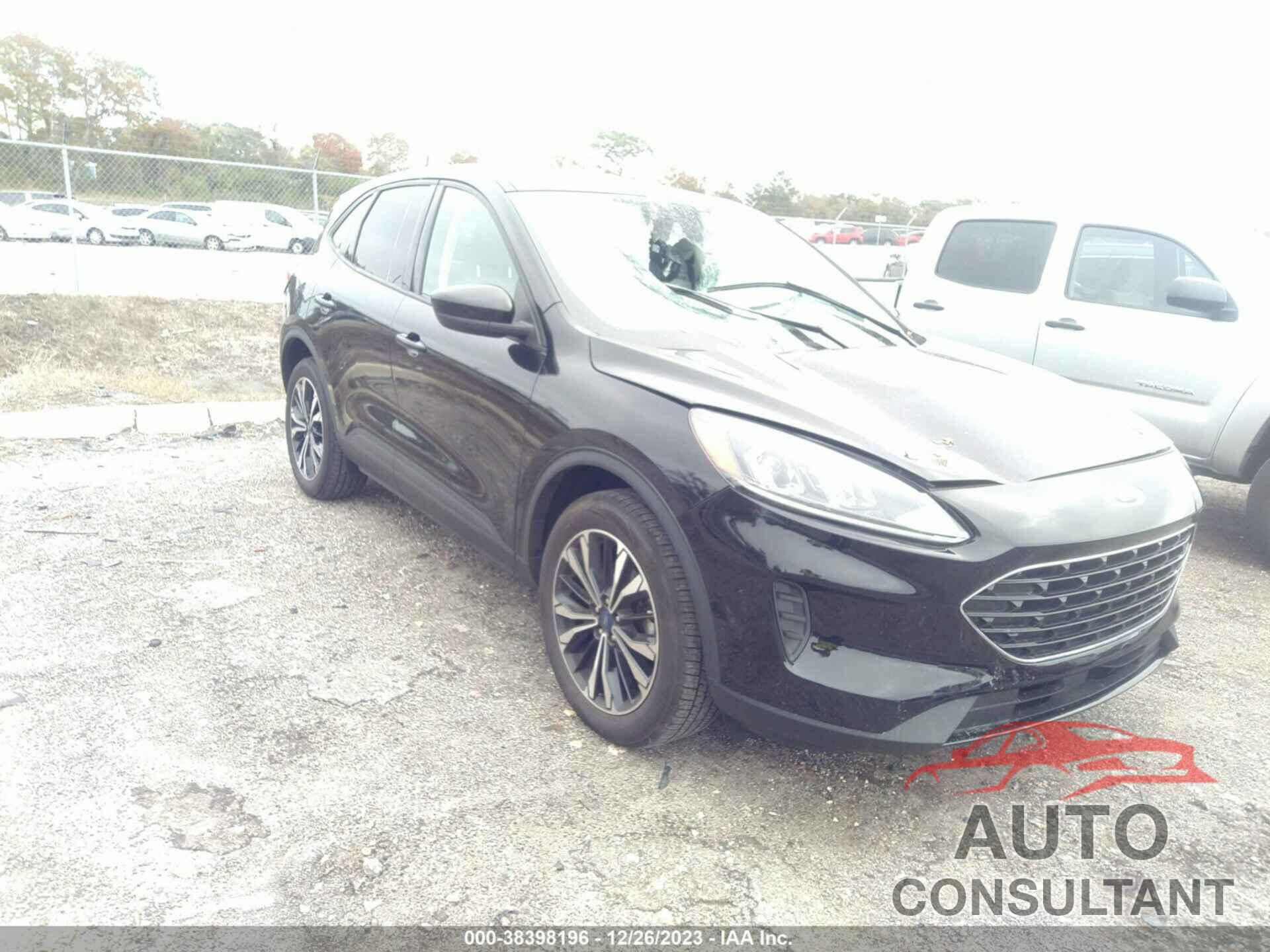 FORD ESCAPE 2022 - 1FMCU9G67NUB80363