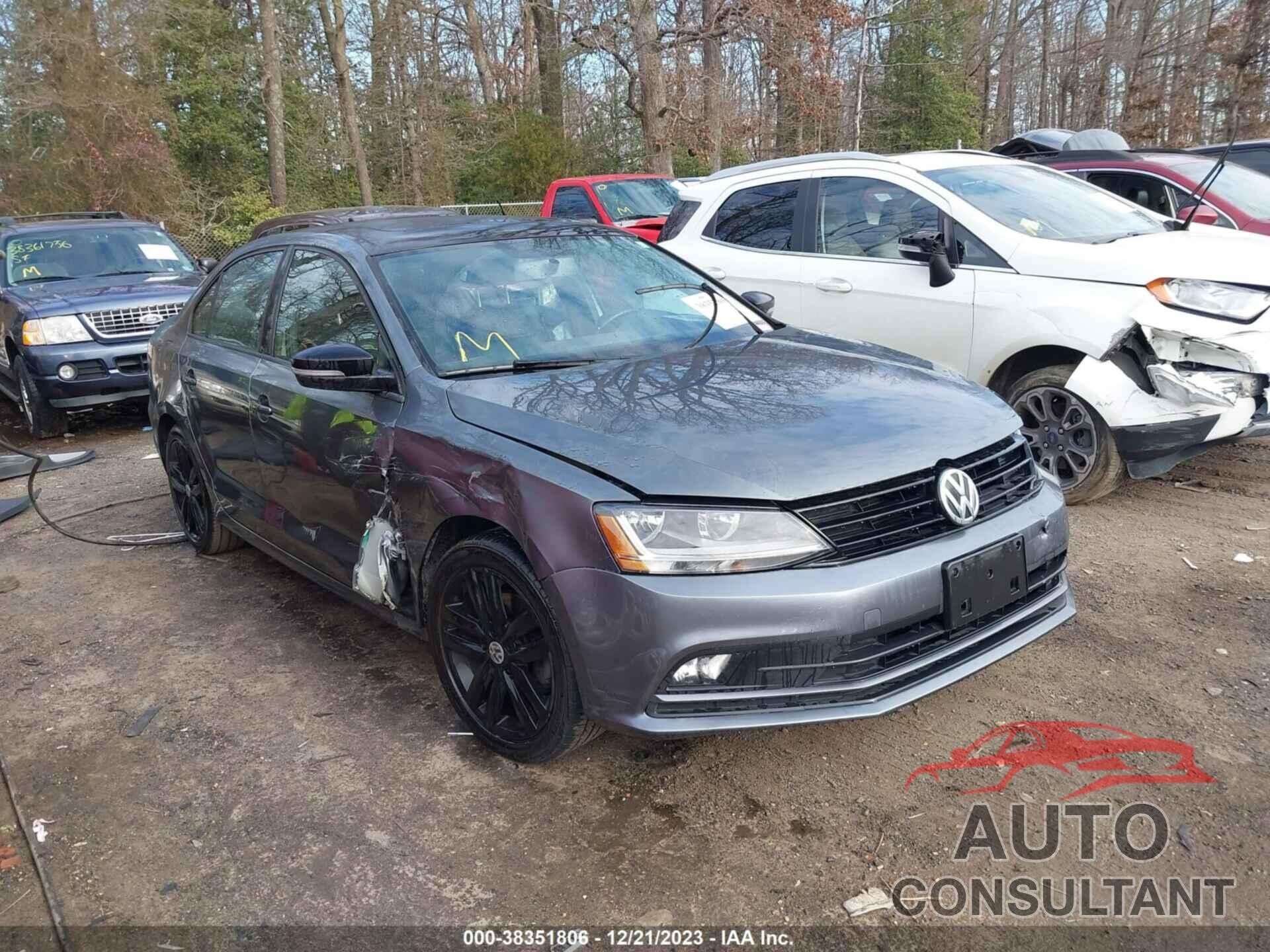 VOLKSWAGEN JETTA 2018 - 3VWD17AJ7JM212002