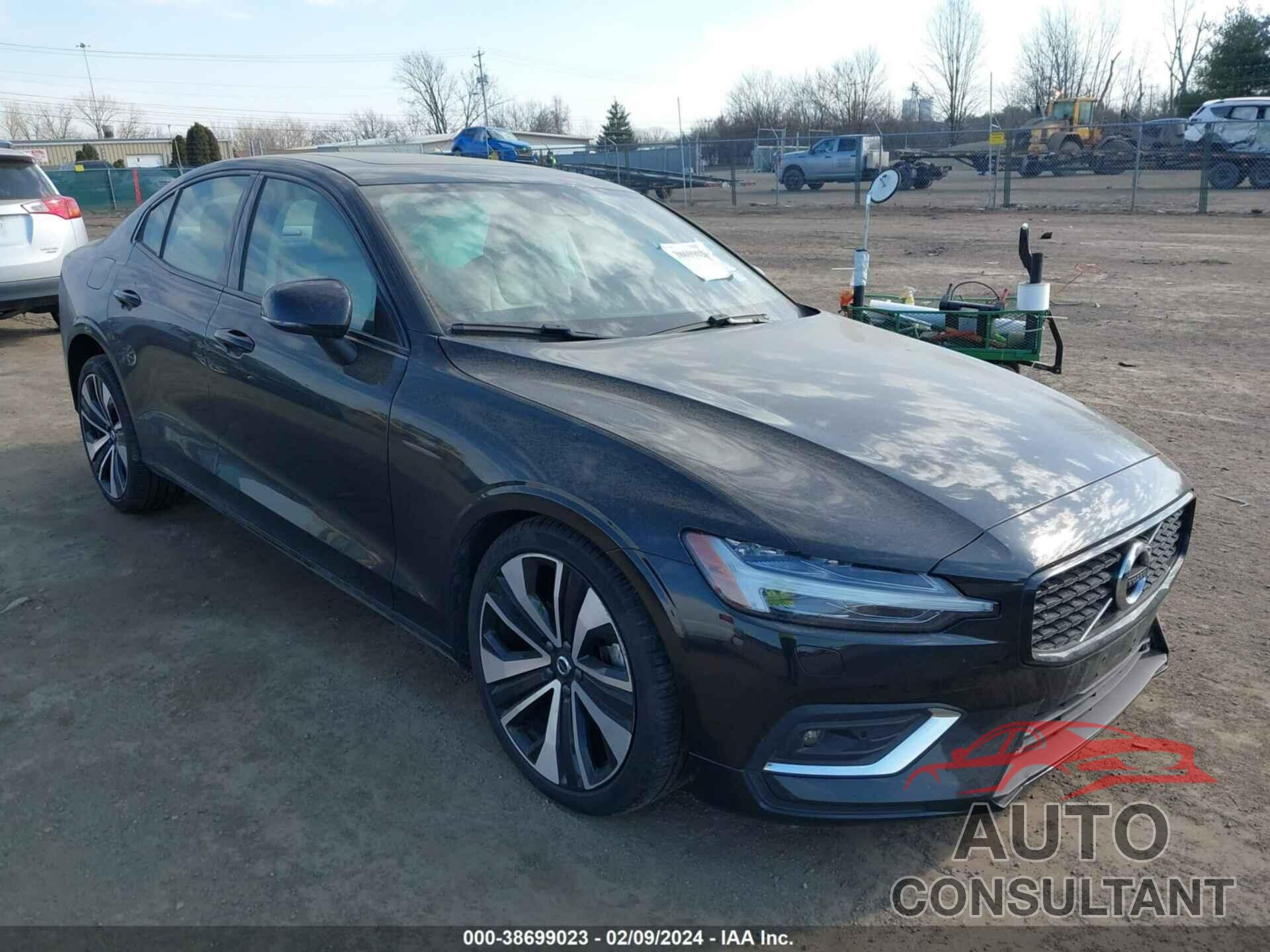 VOLVO S60 2022 - 7JRL12TZ0NG161125