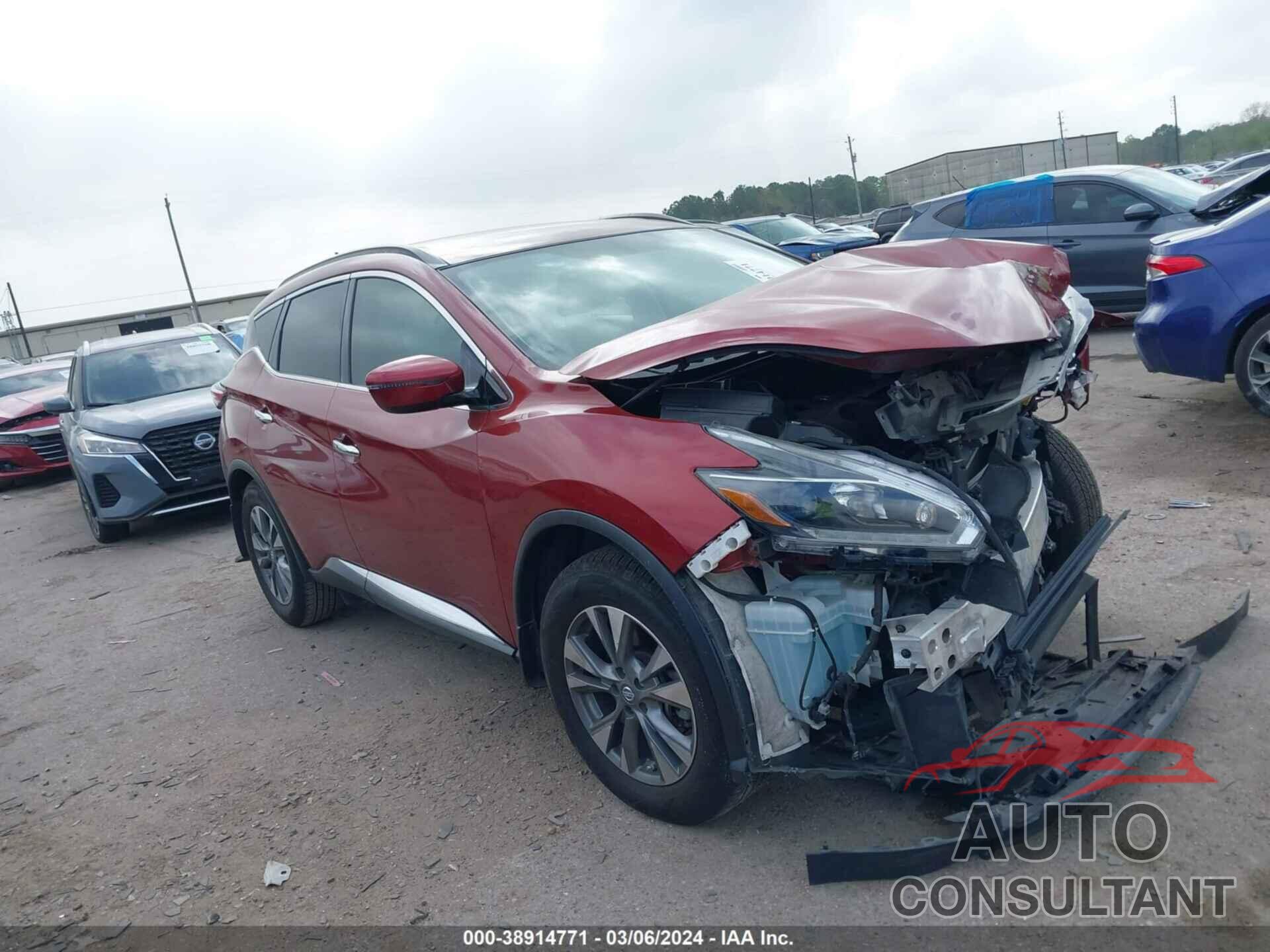 NISSAN MURANO 2018 - 5N1AZ2MG0JN131684