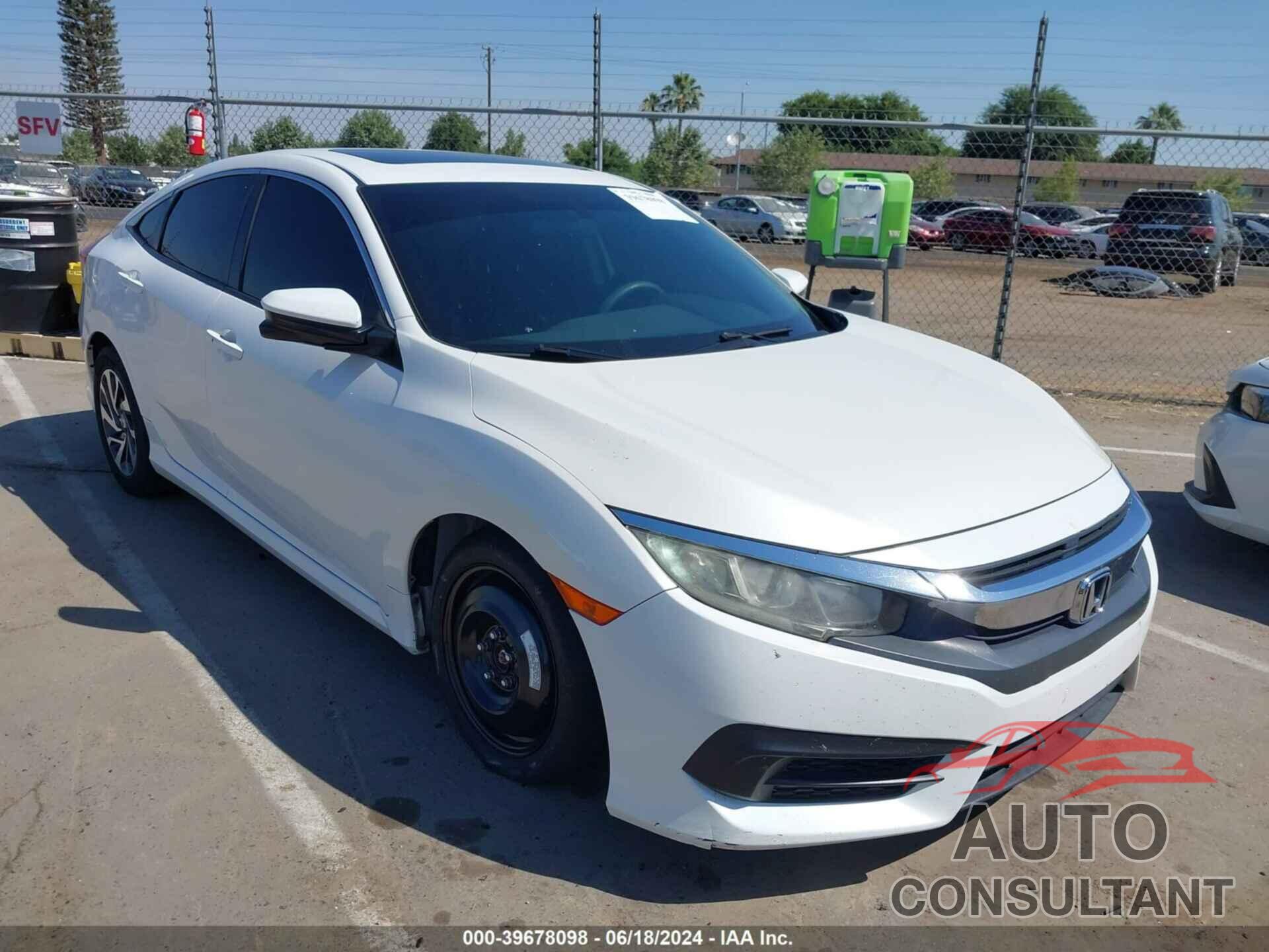 HONDA CIVIC 2018 - 19XFC2F76JE200116