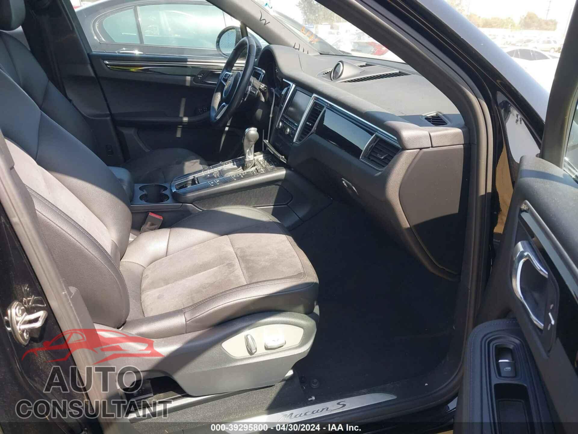 PORSCHE MACAN 2016 - WP1AB2A55GLB56756