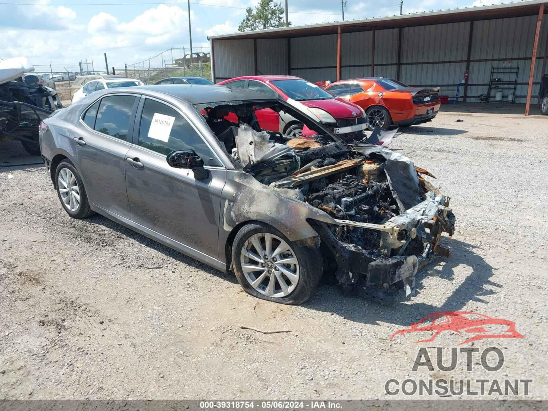 TOYOTA CAMRY 2024 - 4T1R11AKXRU876425