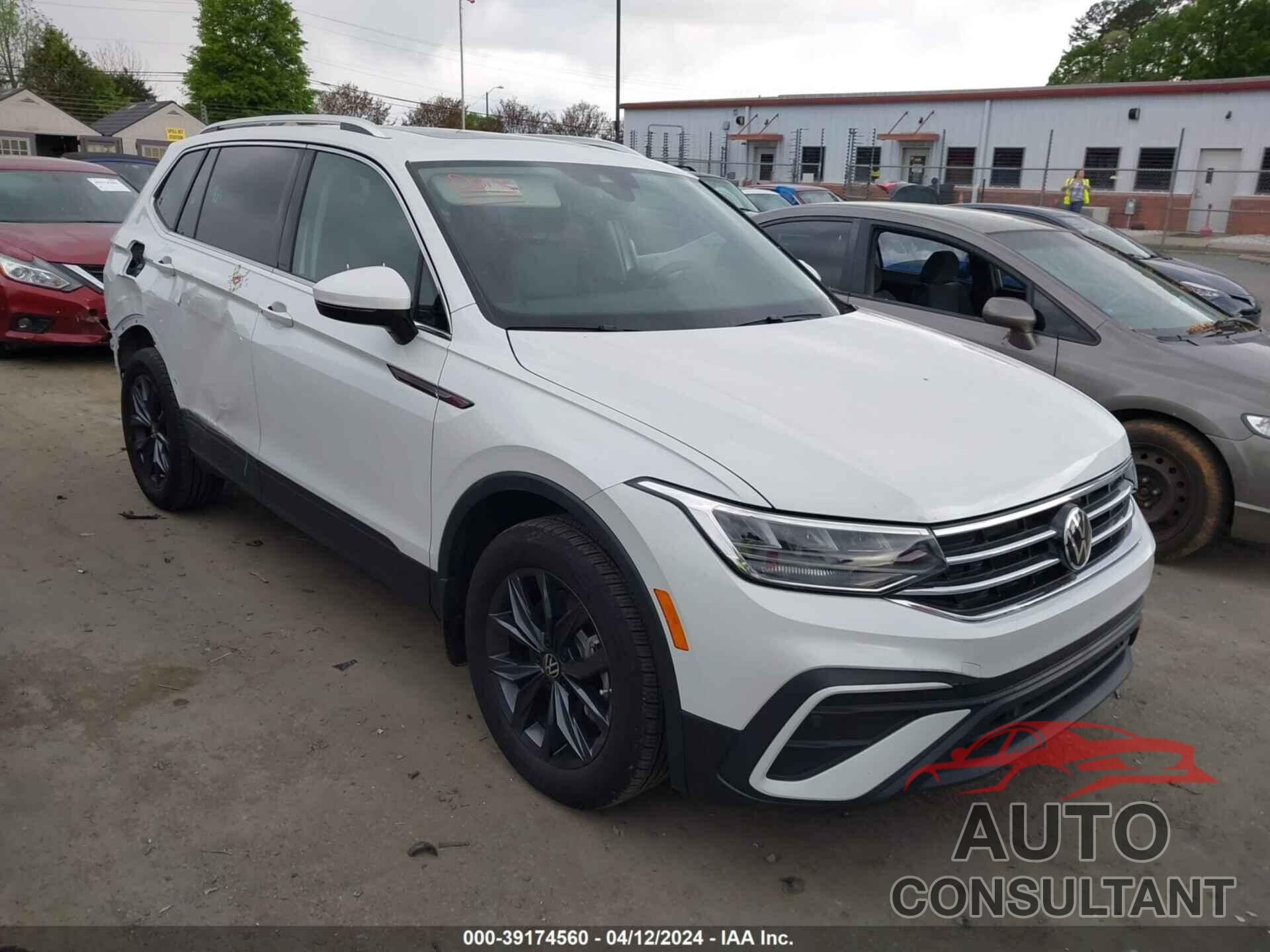 VOLKSWAGEN TIGUAN 2023 - 3VVNB7AX2PM042487