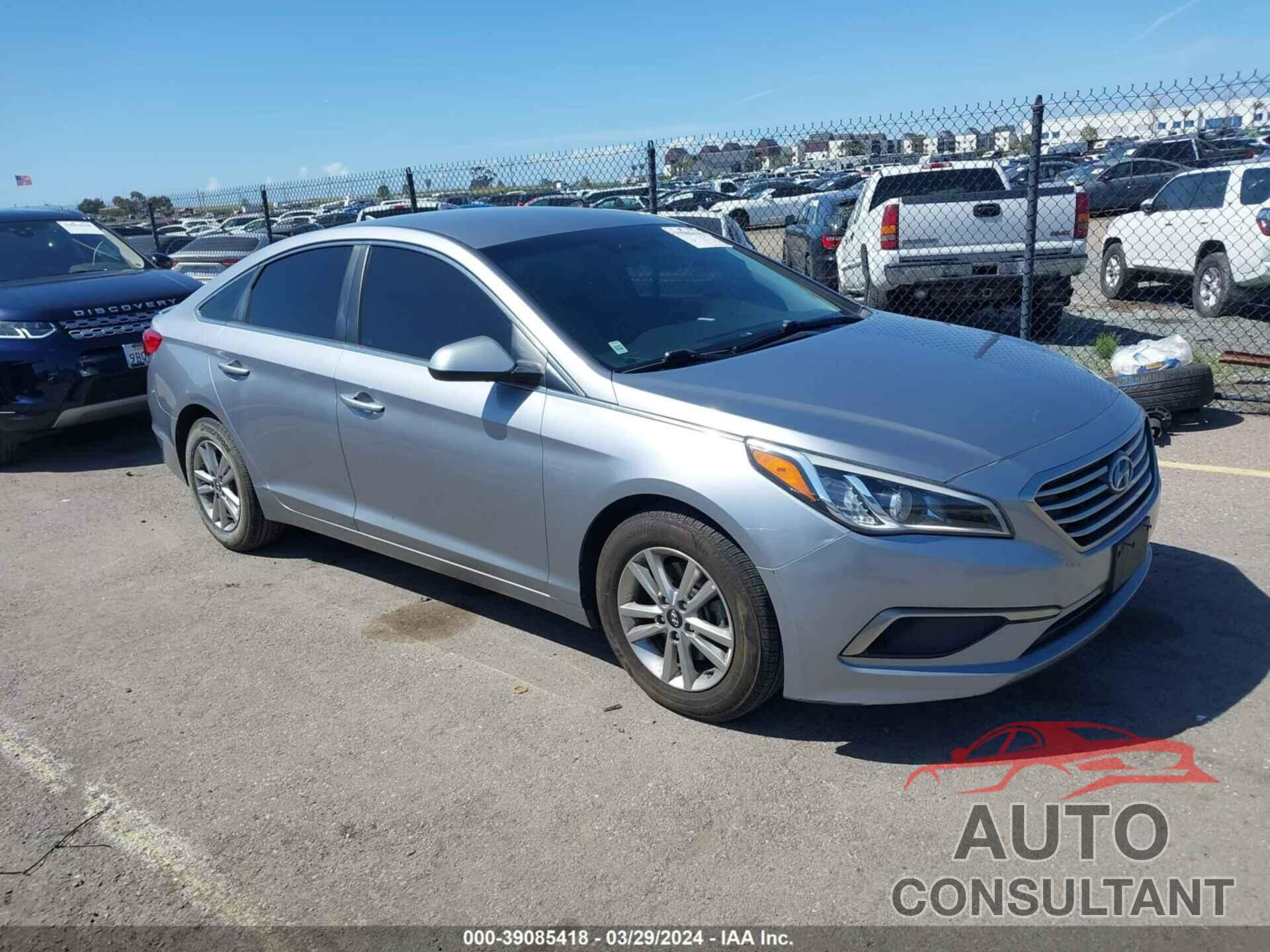 HYUNDAI SONATA 2017 - 5NPE24AF2HH581283