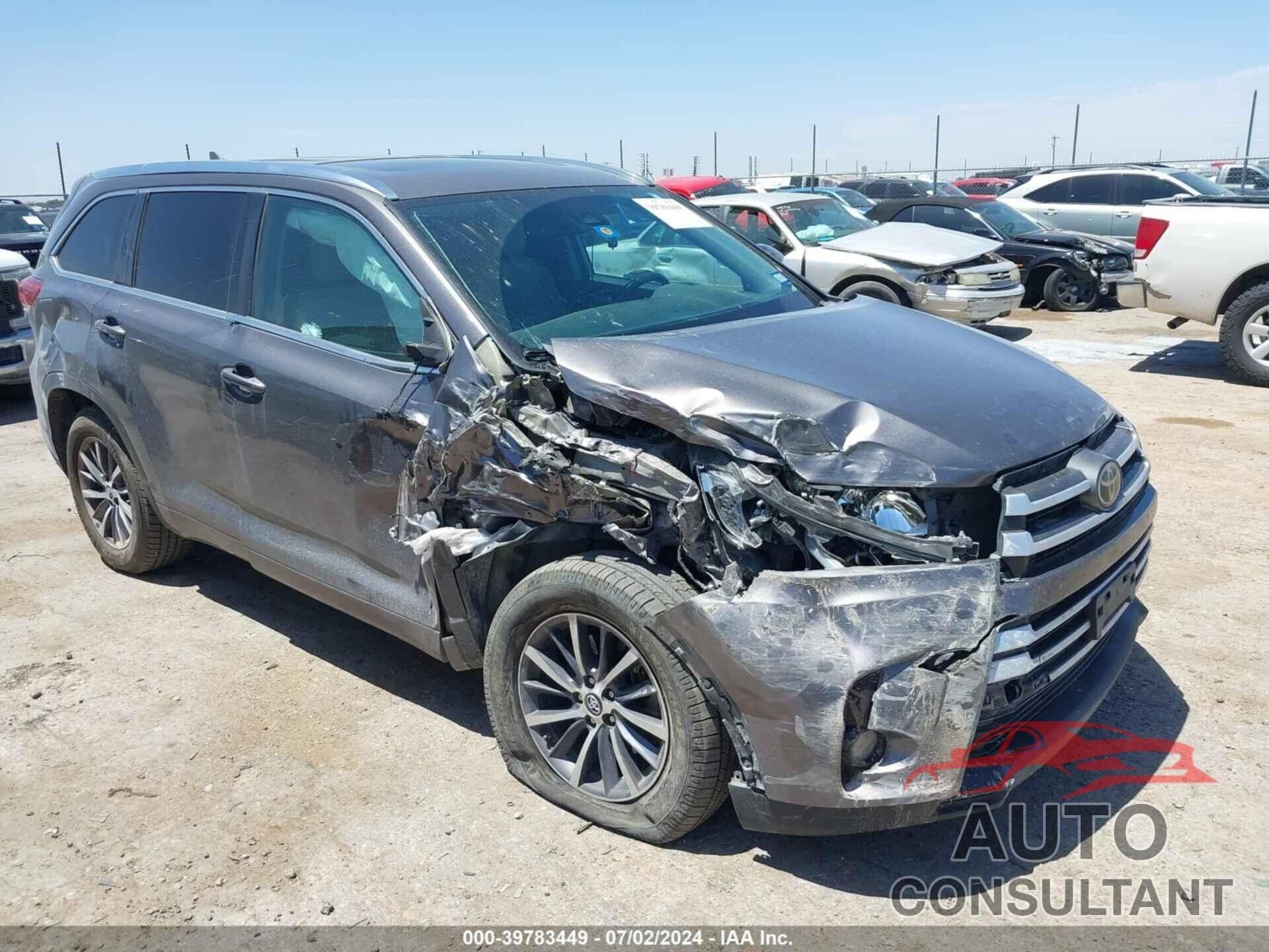 TOYOTA HIGHLANDER 2018 - 5TDKZRFH8JS534460