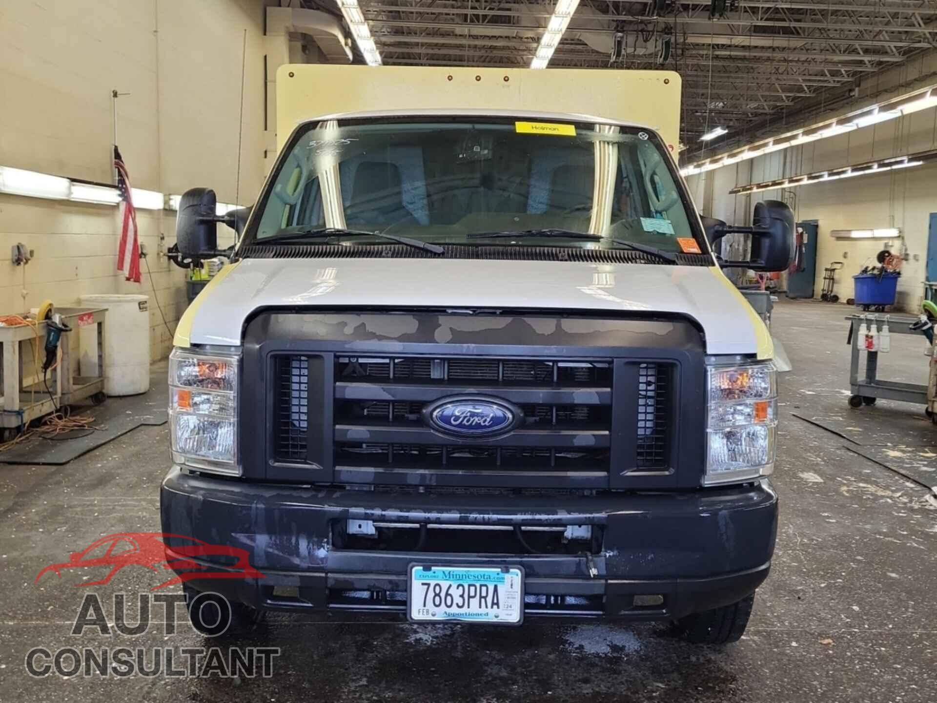 FORD ECONOLINE 2017 - 1FDXE4FS8HDC69038