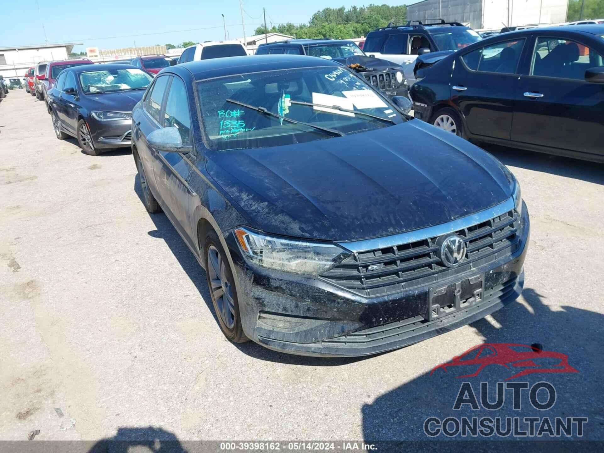 VOLKSWAGEN JETTA 2019 - 3VWC57BU2KM168517