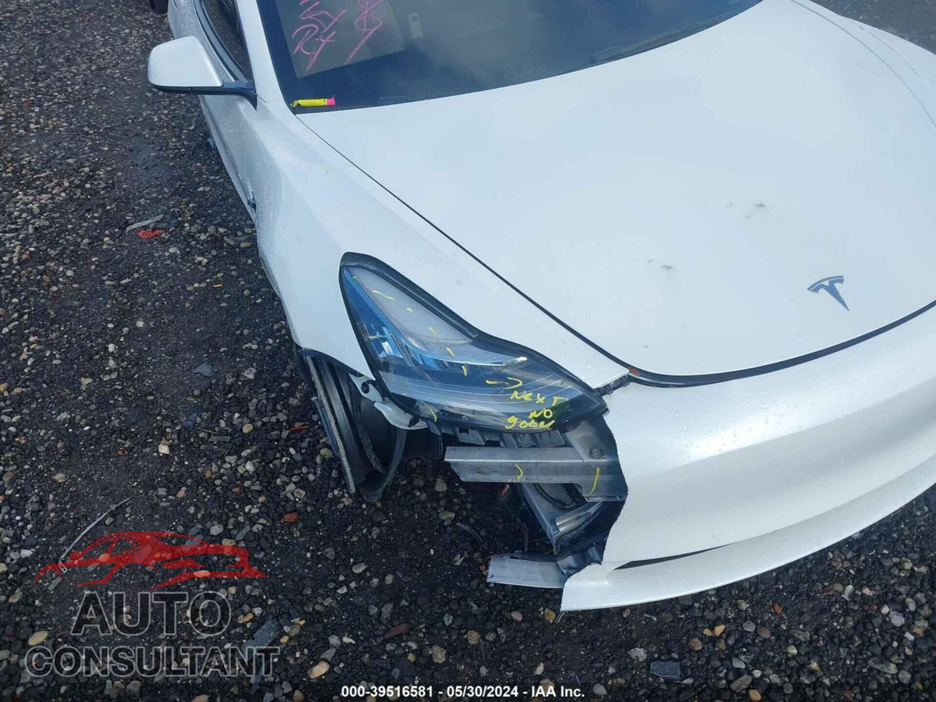 TESLA MODEL 3 2022 - 5YJ3E1EA0NF242916