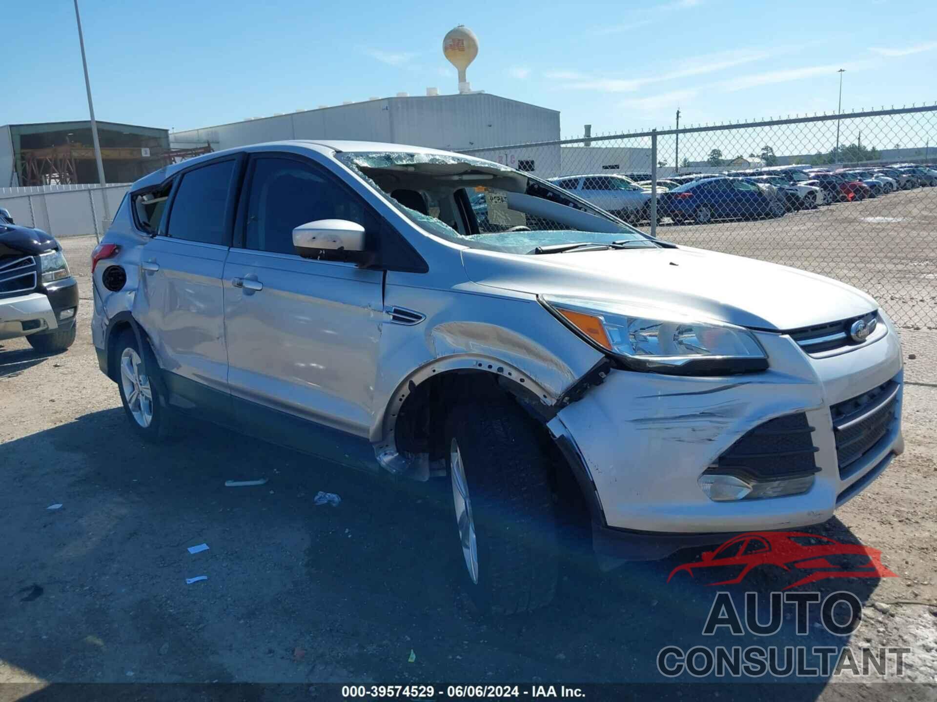 FORD ESCAPE 2016 - 1FMCU0G73GUC57723