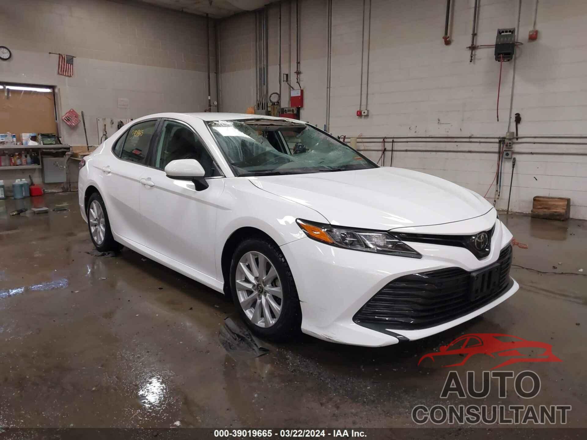 TOYOTA CAMRY 2020 - 4T1C11AKXLU950603