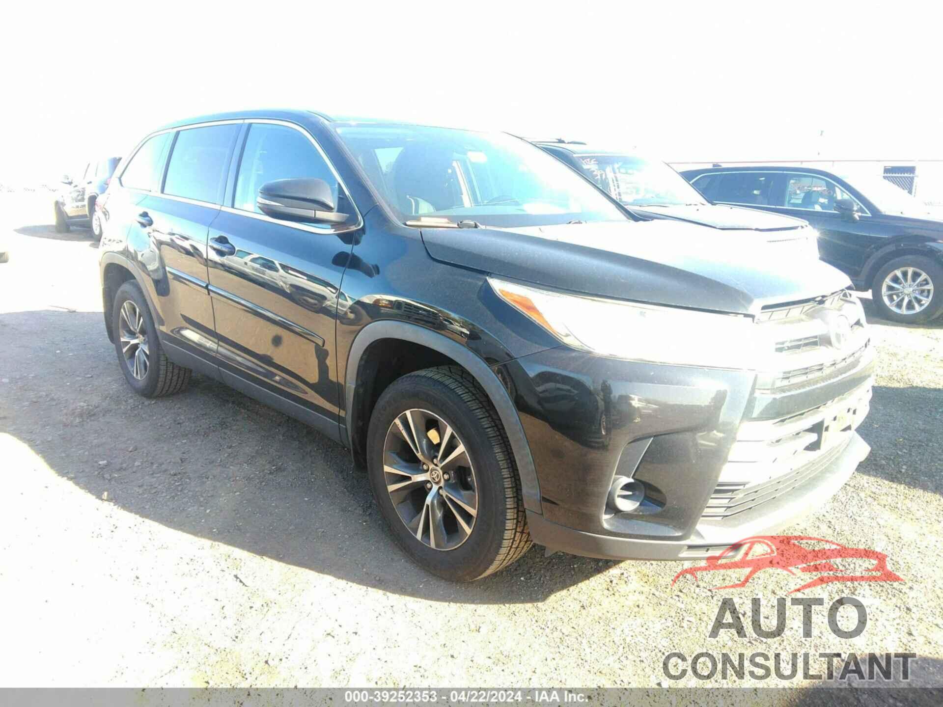 TOYOTA HIGHLANDER 2019 - 5TDBZRFH9KS743000