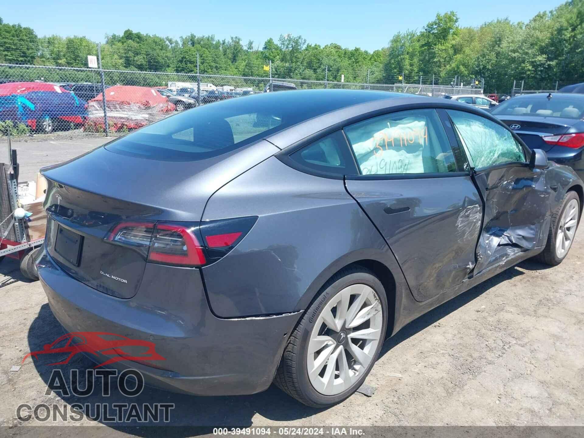 TESLA MODEL 3 2021 - 5YJ3E1EB1MF902694