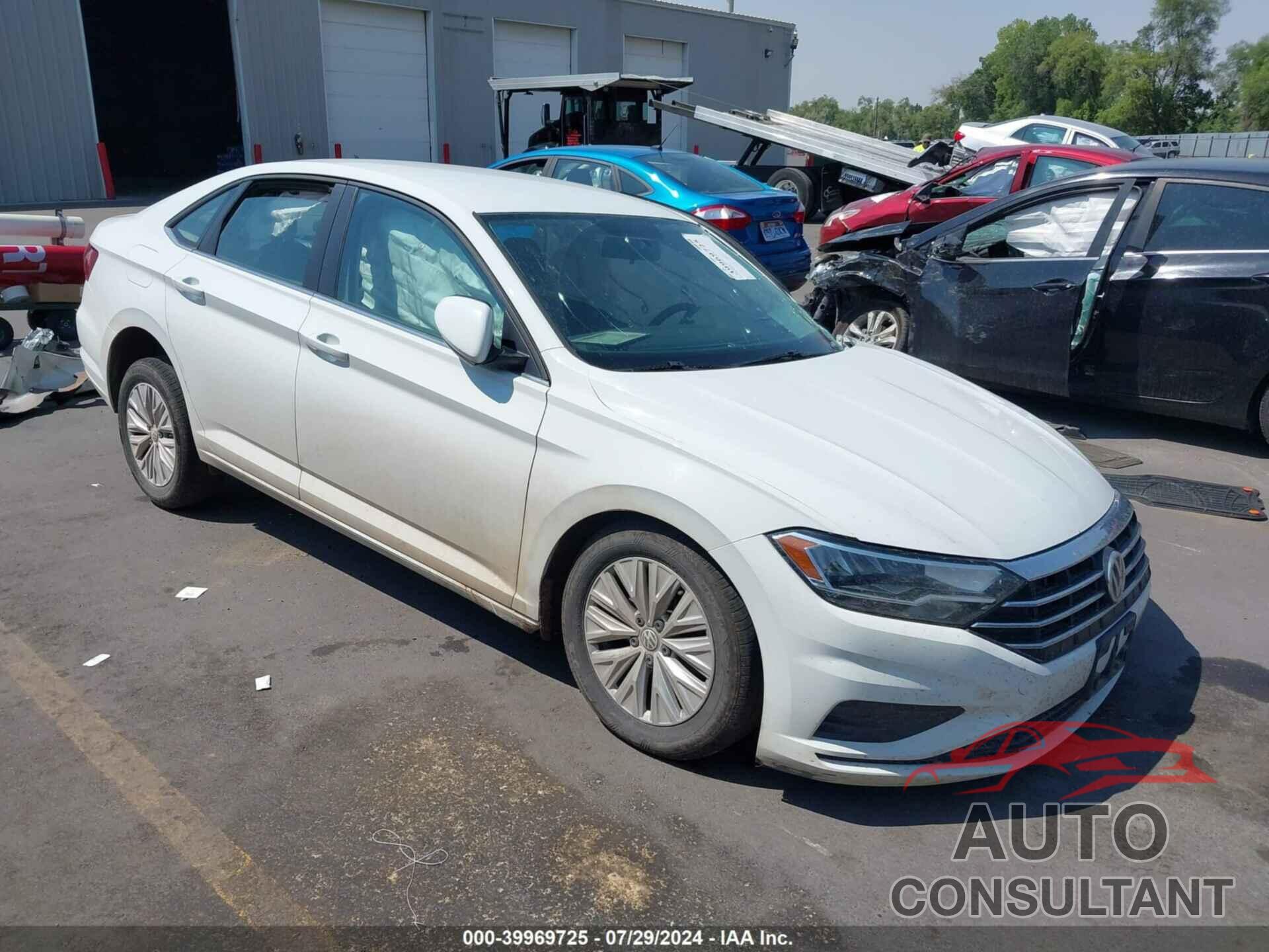 VOLKSWAGEN JETTA 2019 - 3VWC57BU6KM171968