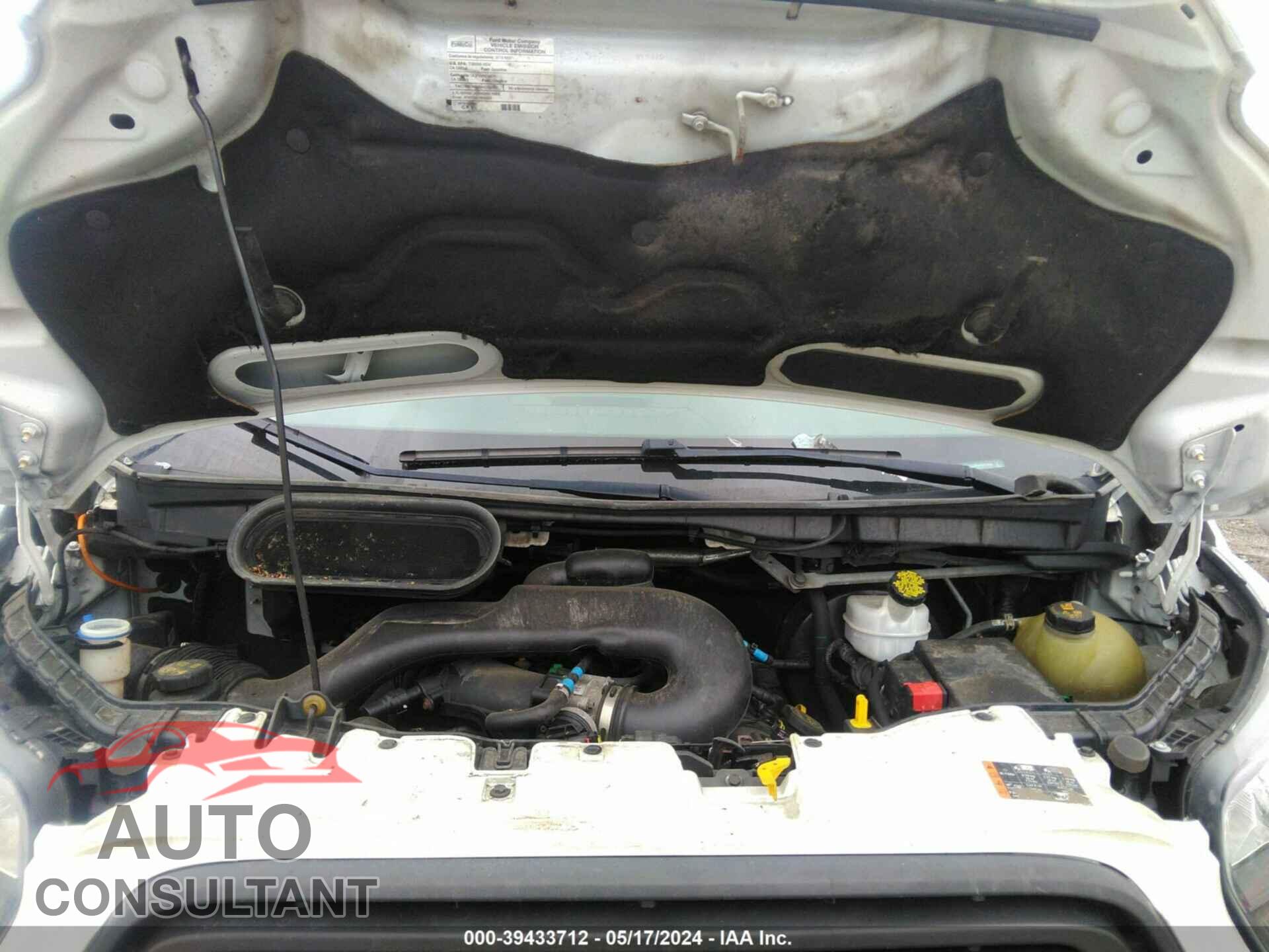 FORD TRANSIT 2018 - 1FTYR1CM8JKB41563