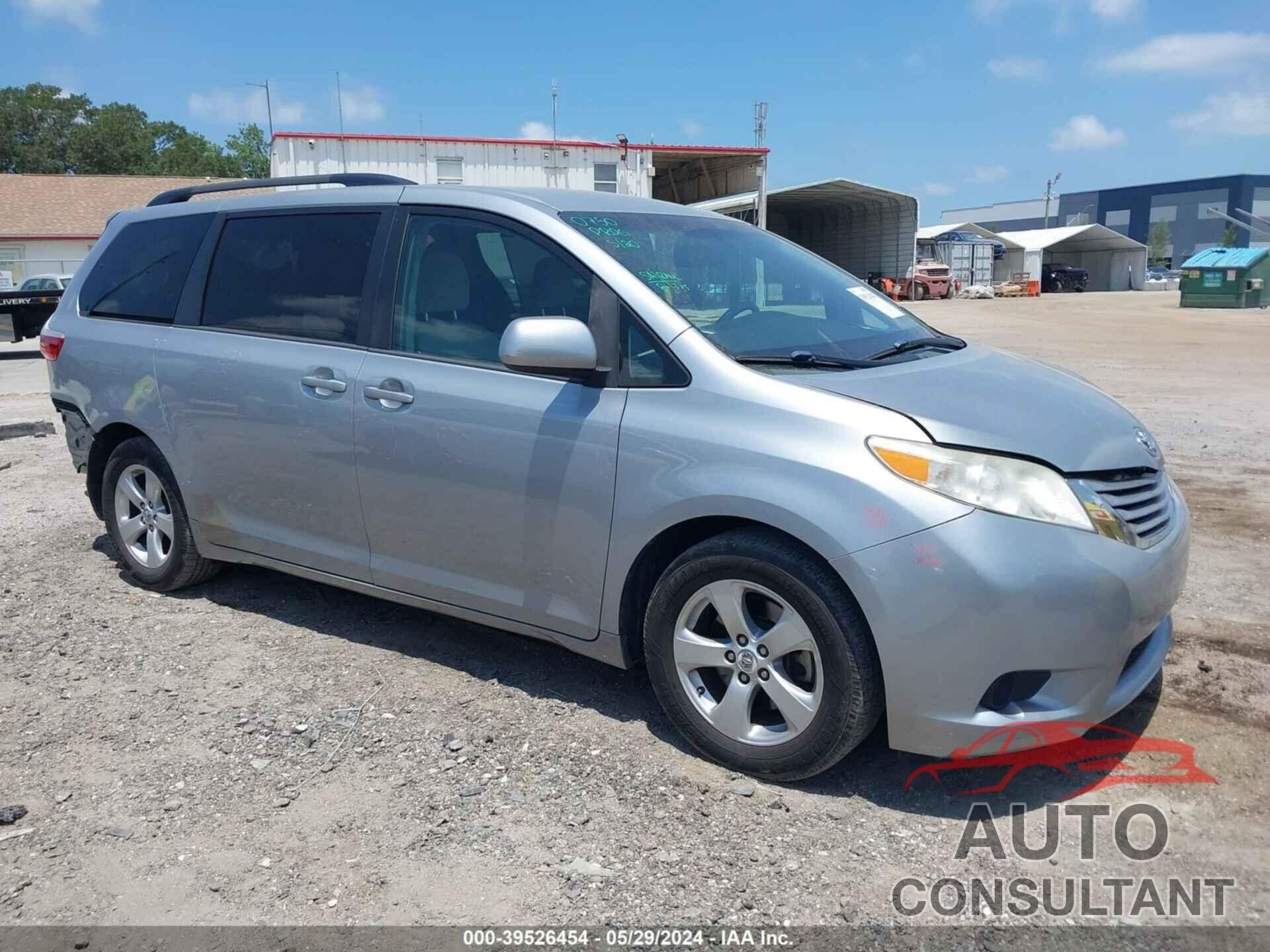 TOYOTA SIENNA 2016 - 5TDKK3DC0GS694513