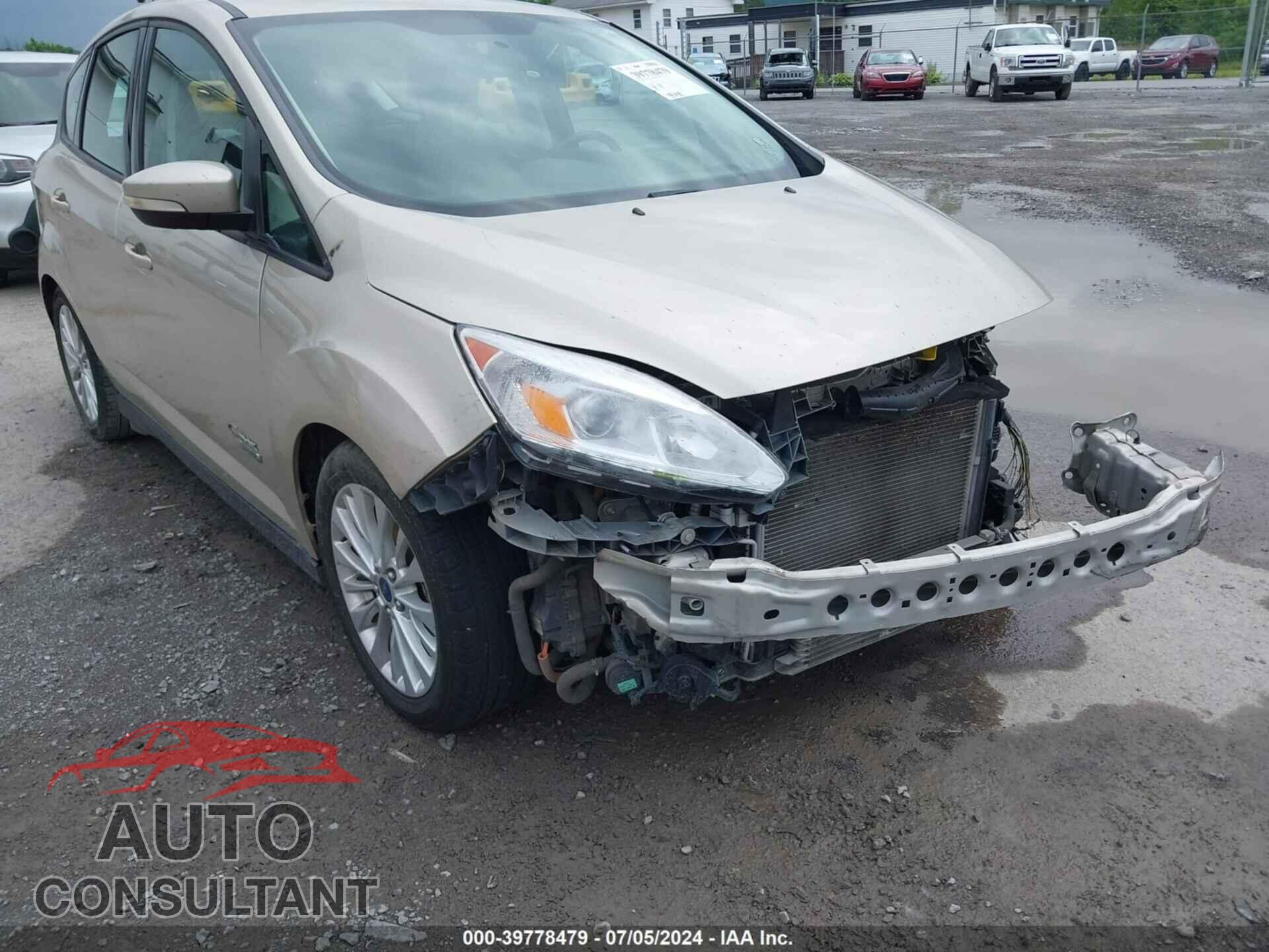 FORD C-MAX ENERGI 2017 - 1FADP5EU3HL107565