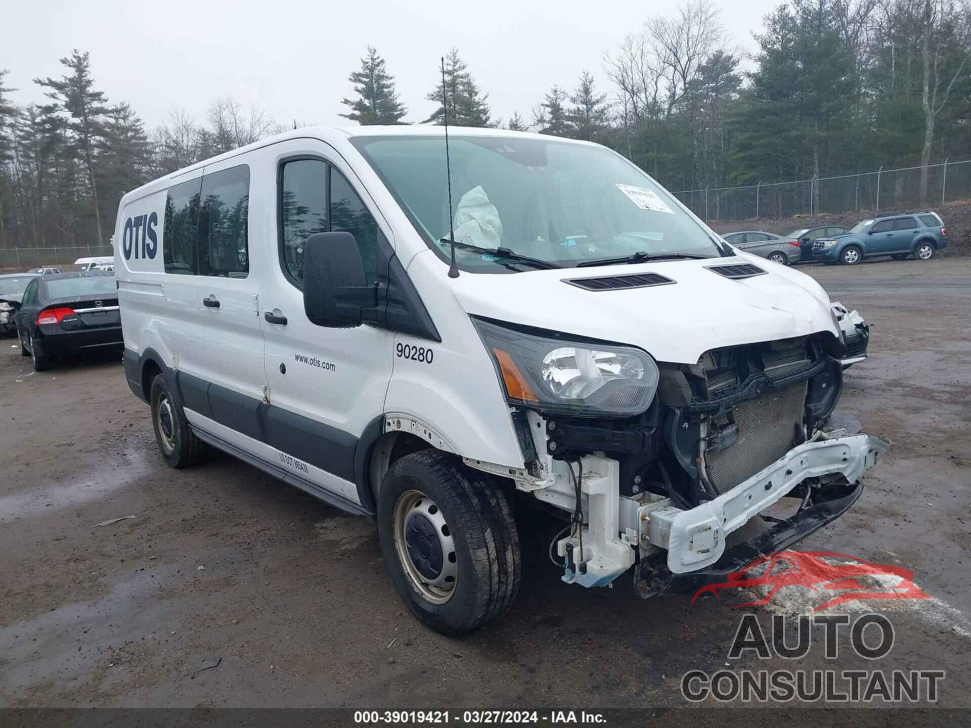 FORD TRANSIT-150 2018 - 1FTYE1ZM7JKA08831