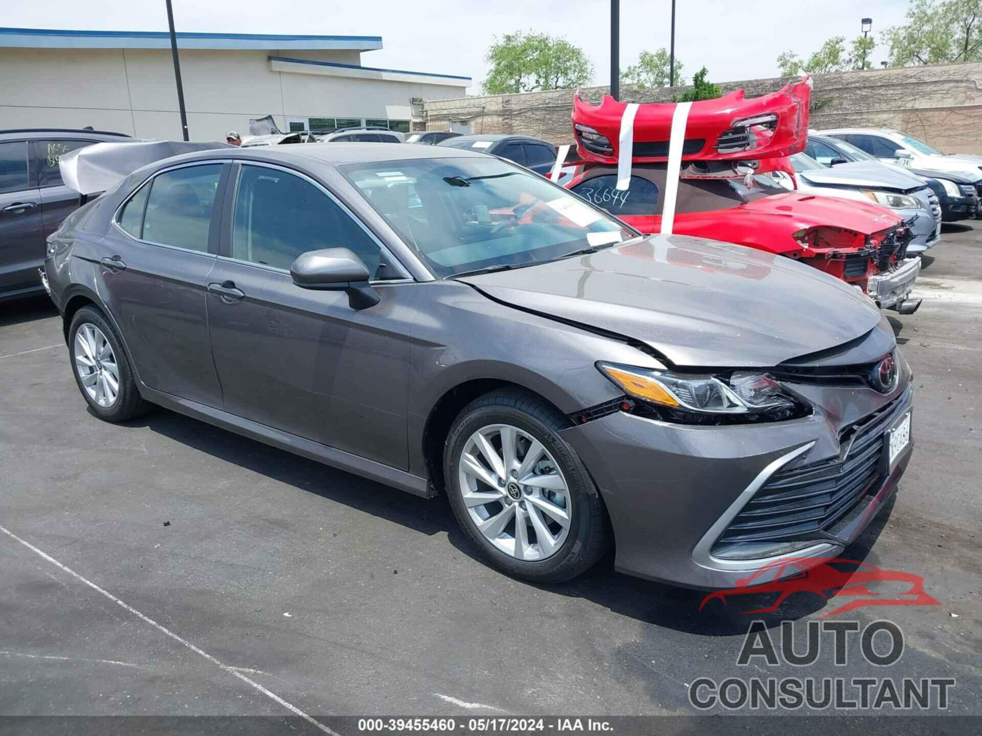 TOYOTA CAMRY 2024 - 4T1C11AK2RU255749