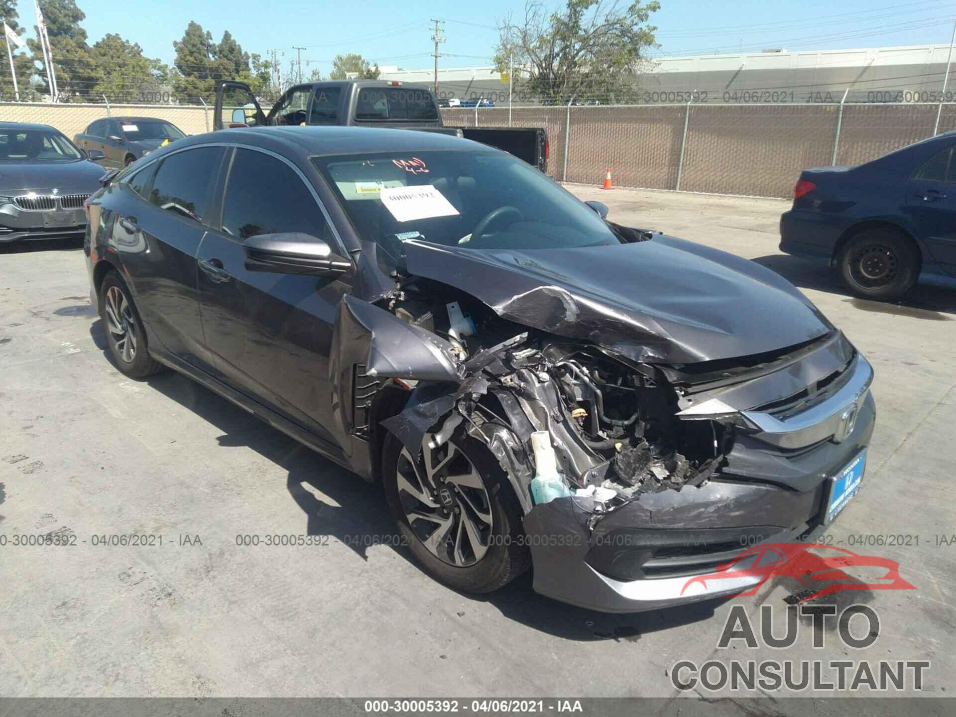 HONDA CIVIC SEDAN 2017 - 2HGFC2F72HH559463