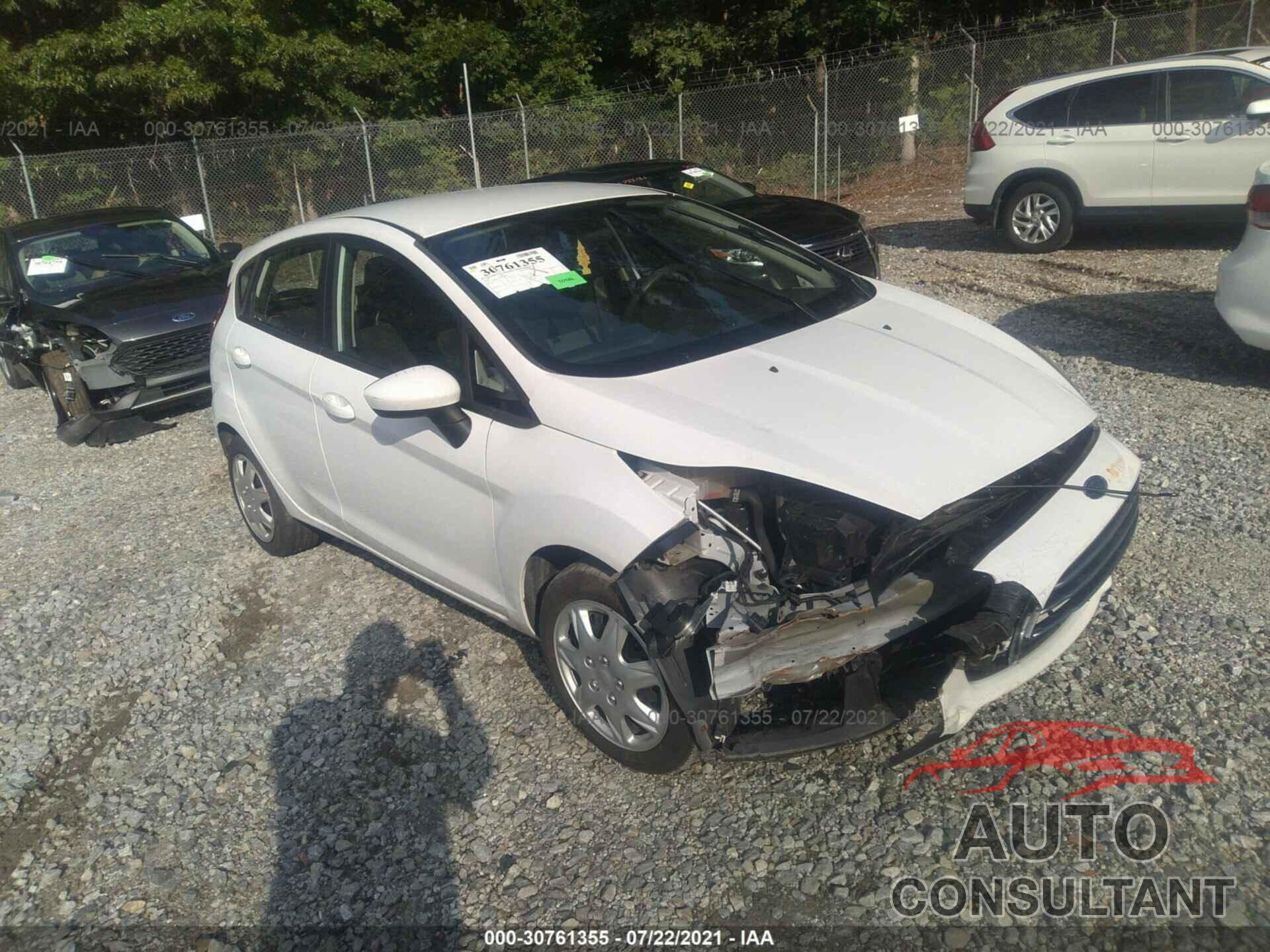 FORD FIESTA 2016 - 3FADP4TJ1GM170857