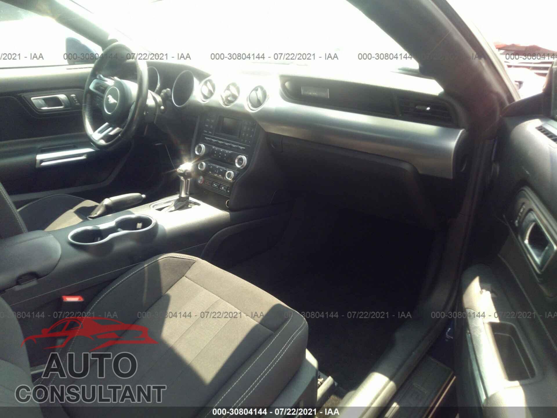 FORD MUSTANG 2018 - 1FA6P8CF4J5166021
