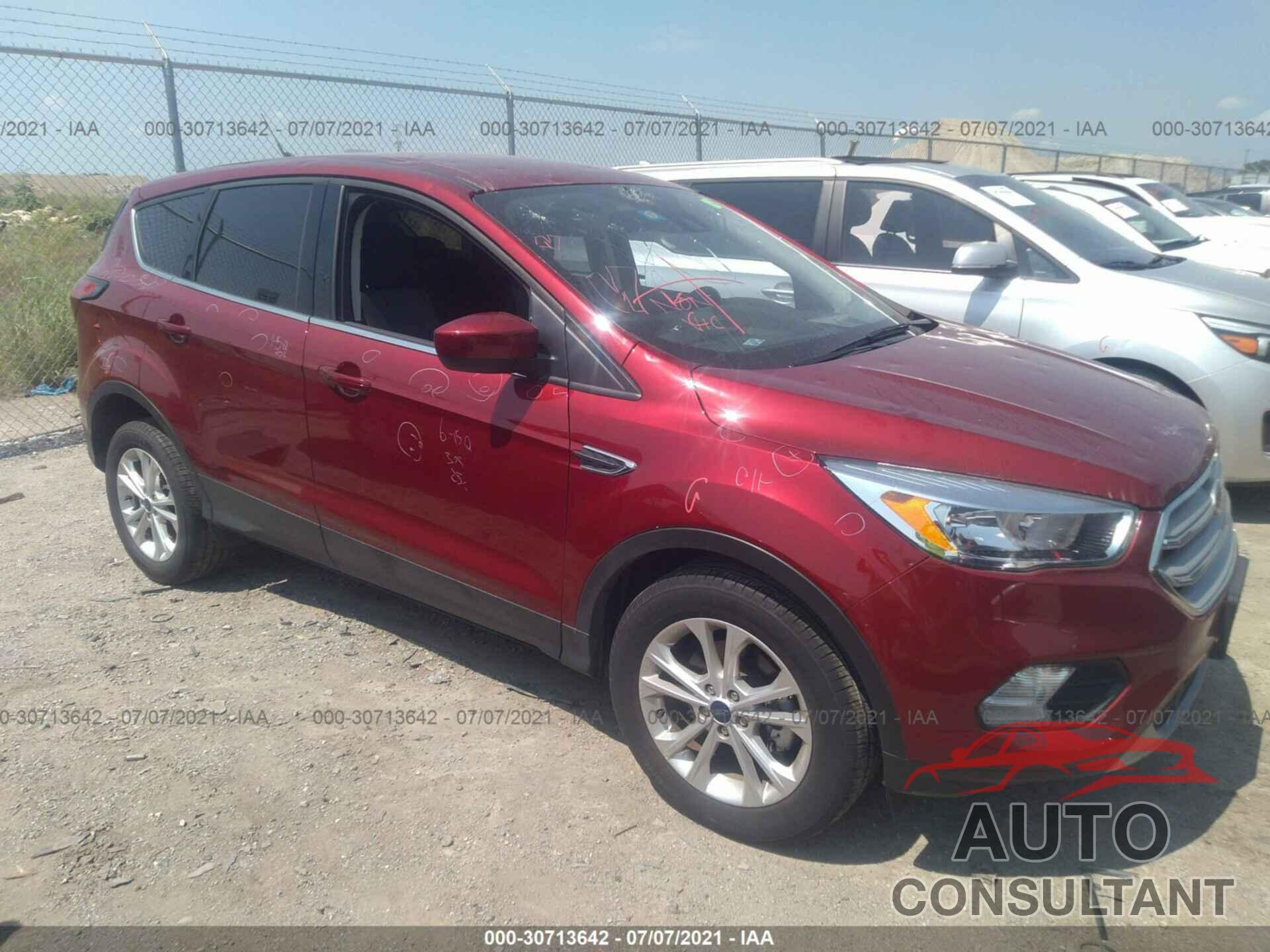 FORD ESCAPE 2019 - 1FMCU0GD7KUA99854