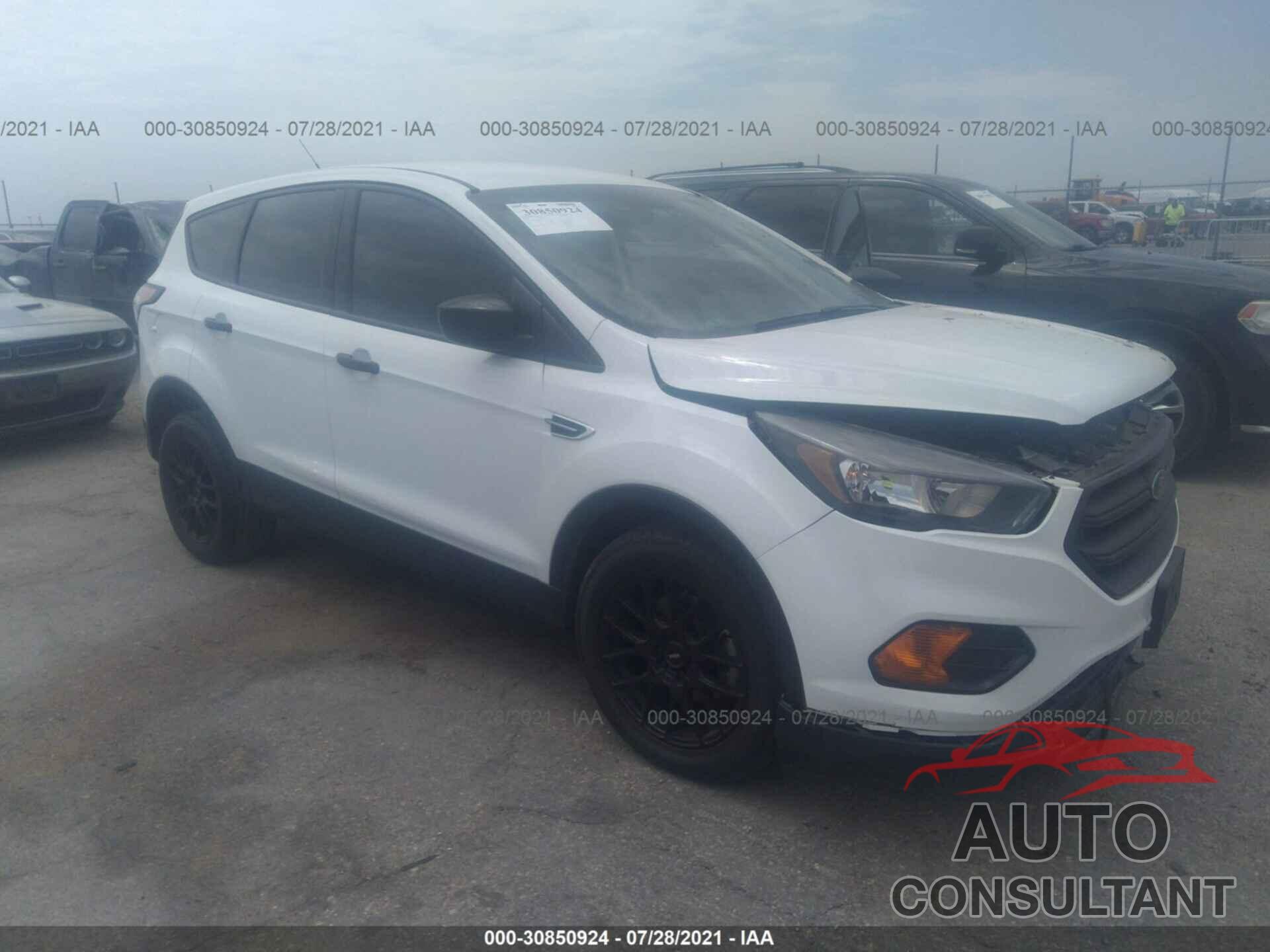 FORD ESCAPE 2018 - 1FMCU0F74JUC06286