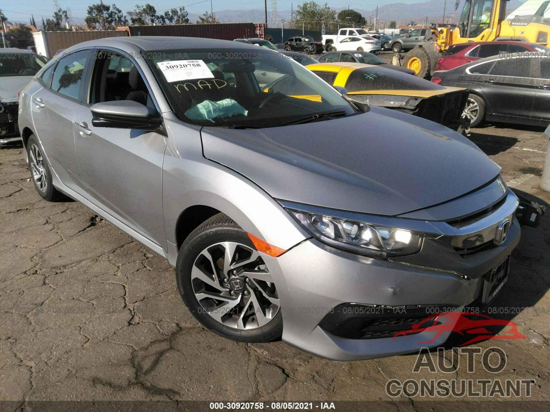 HONDA CIVIC SEDAN 2018 - 2HGFC2F75JH517326