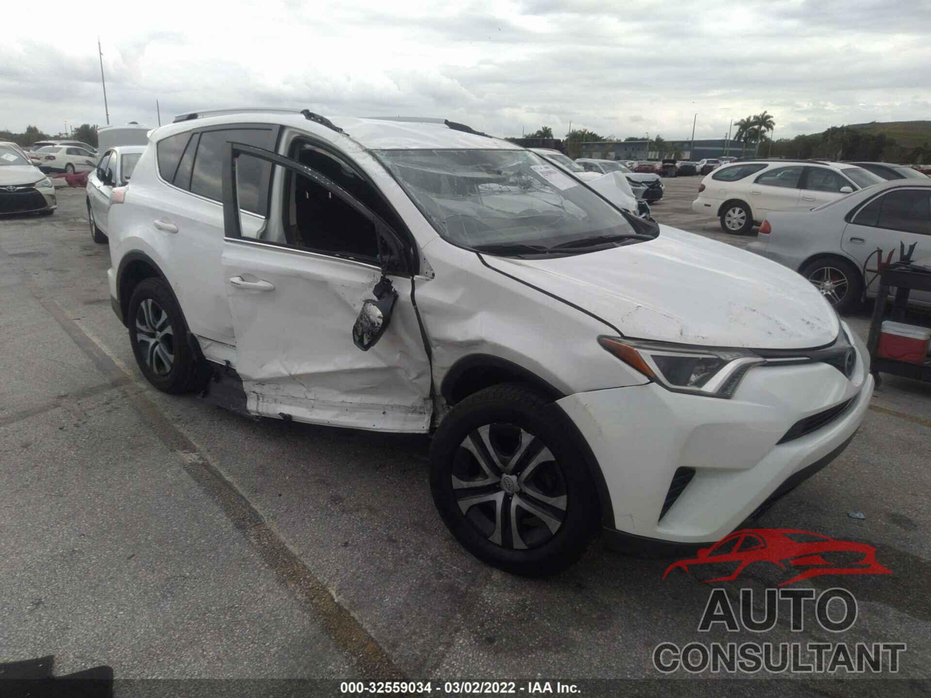 TOYOTA RAV4 2018 - JTMZFREV1JJ187081